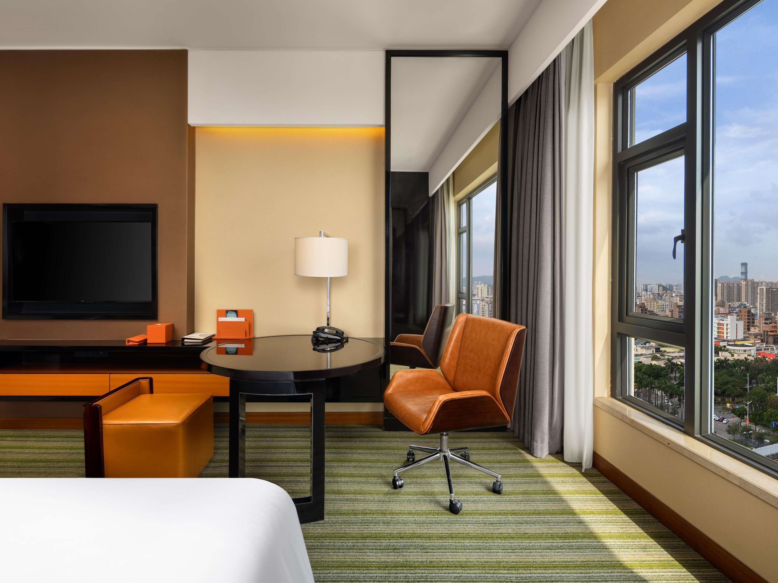 Double Deluxe King Bed