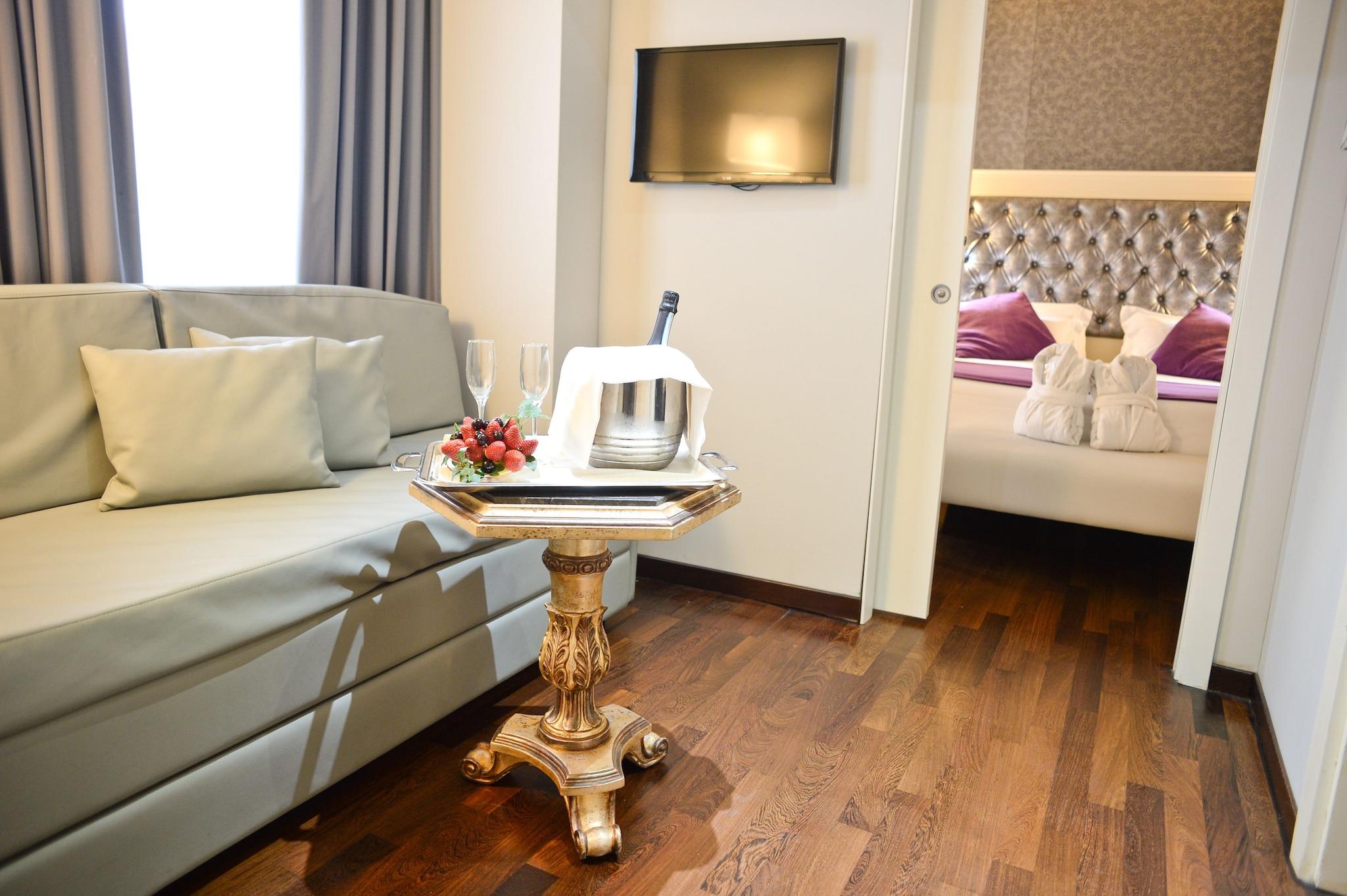 Junior Suite King Size Bed