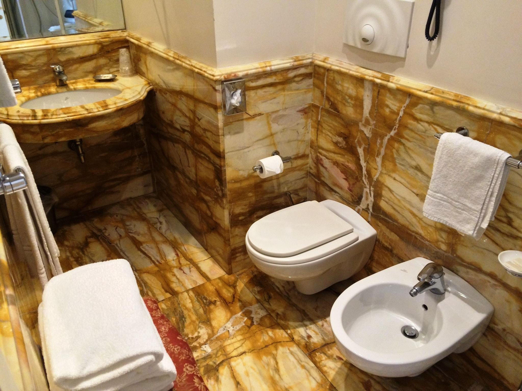 Double or Twin Executive