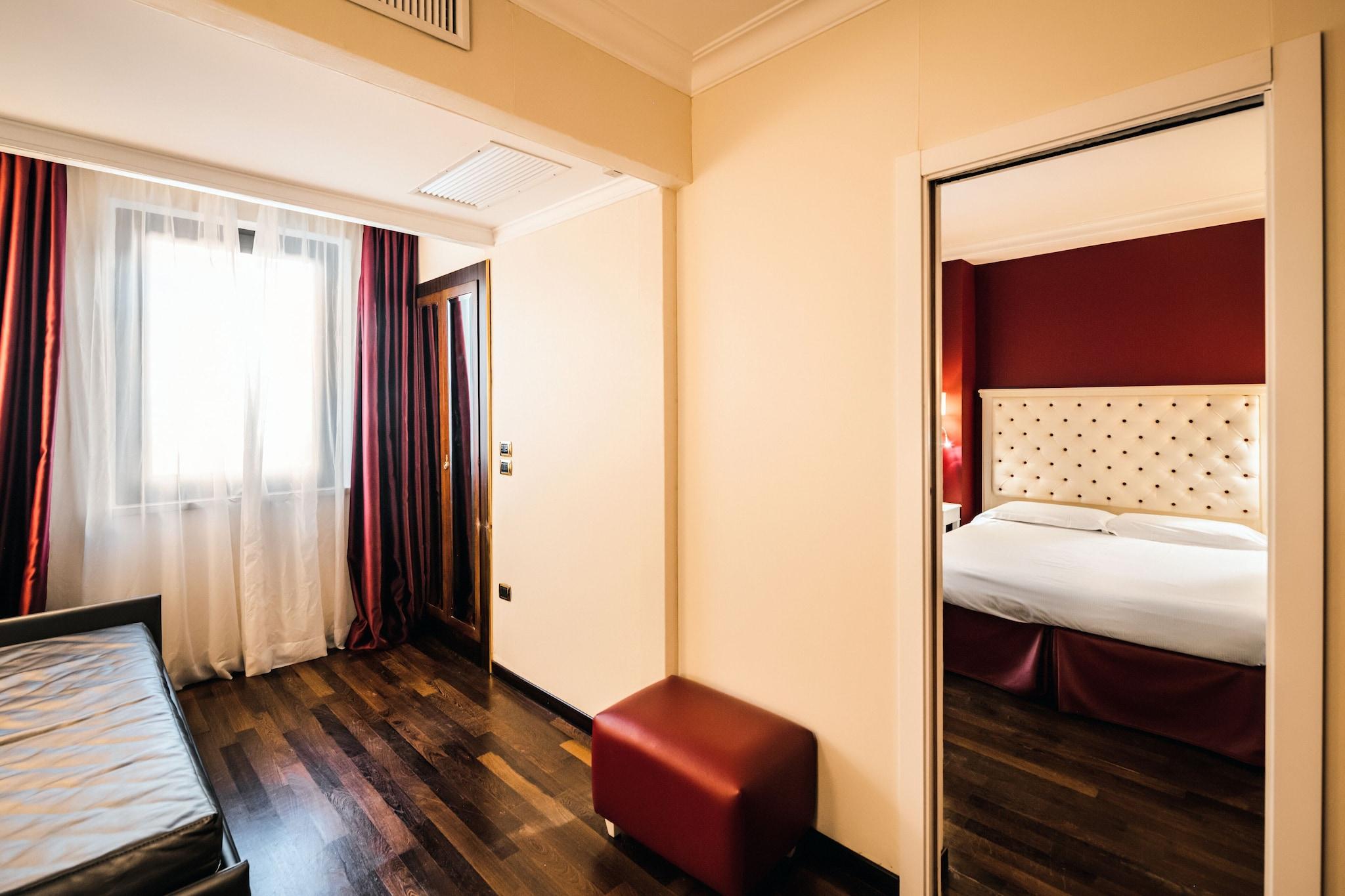 Suite Deluxe Queen Bed