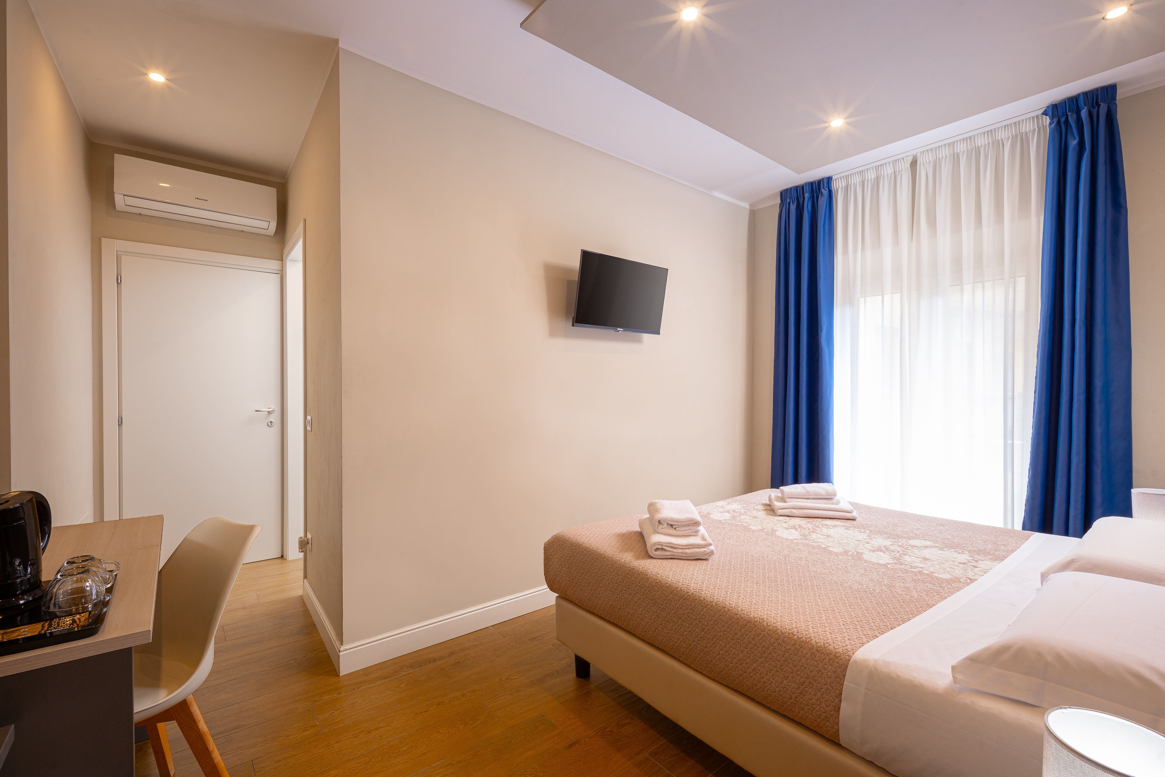 Double or Twin Standard