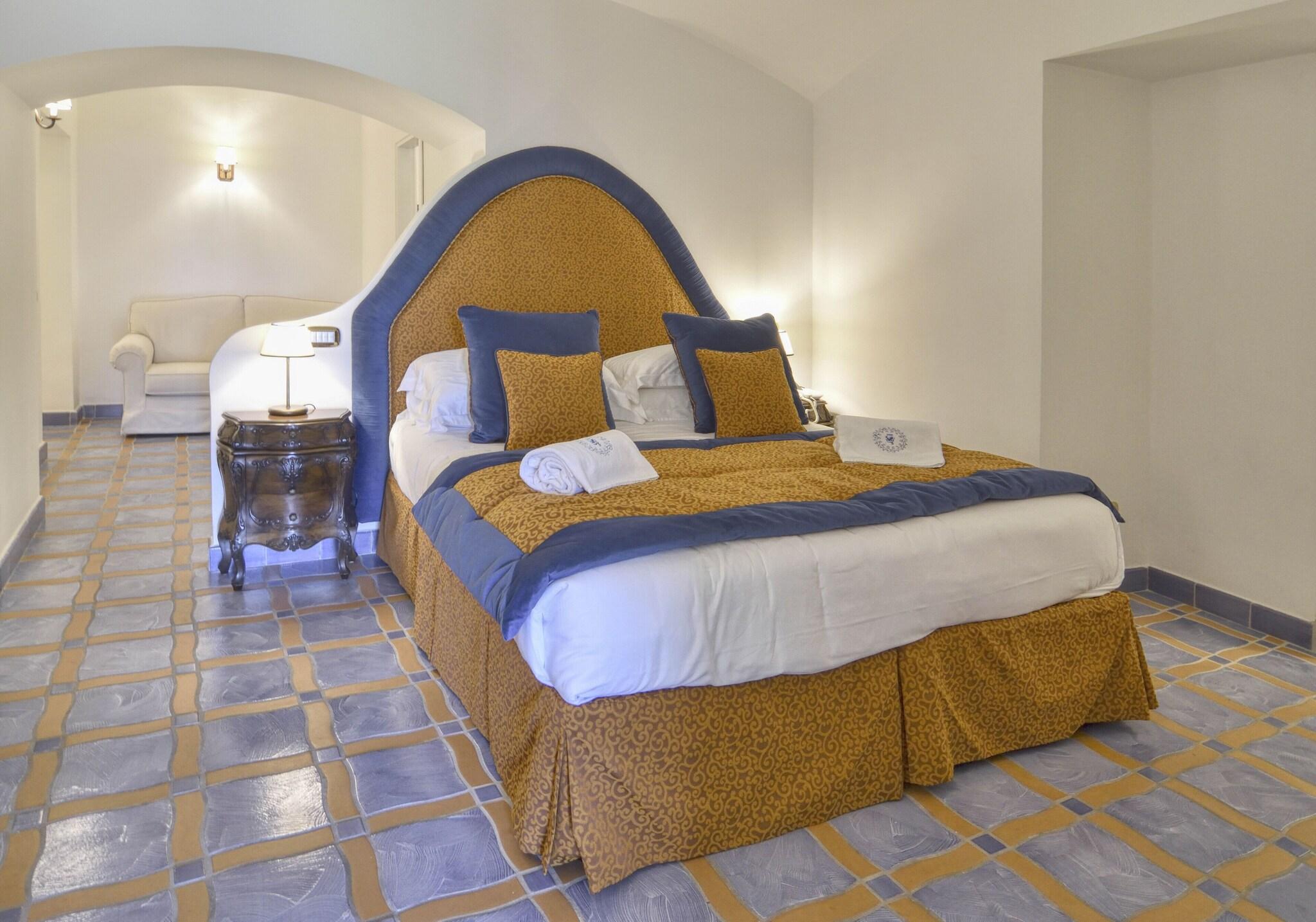 Junior Suite King Size Bed