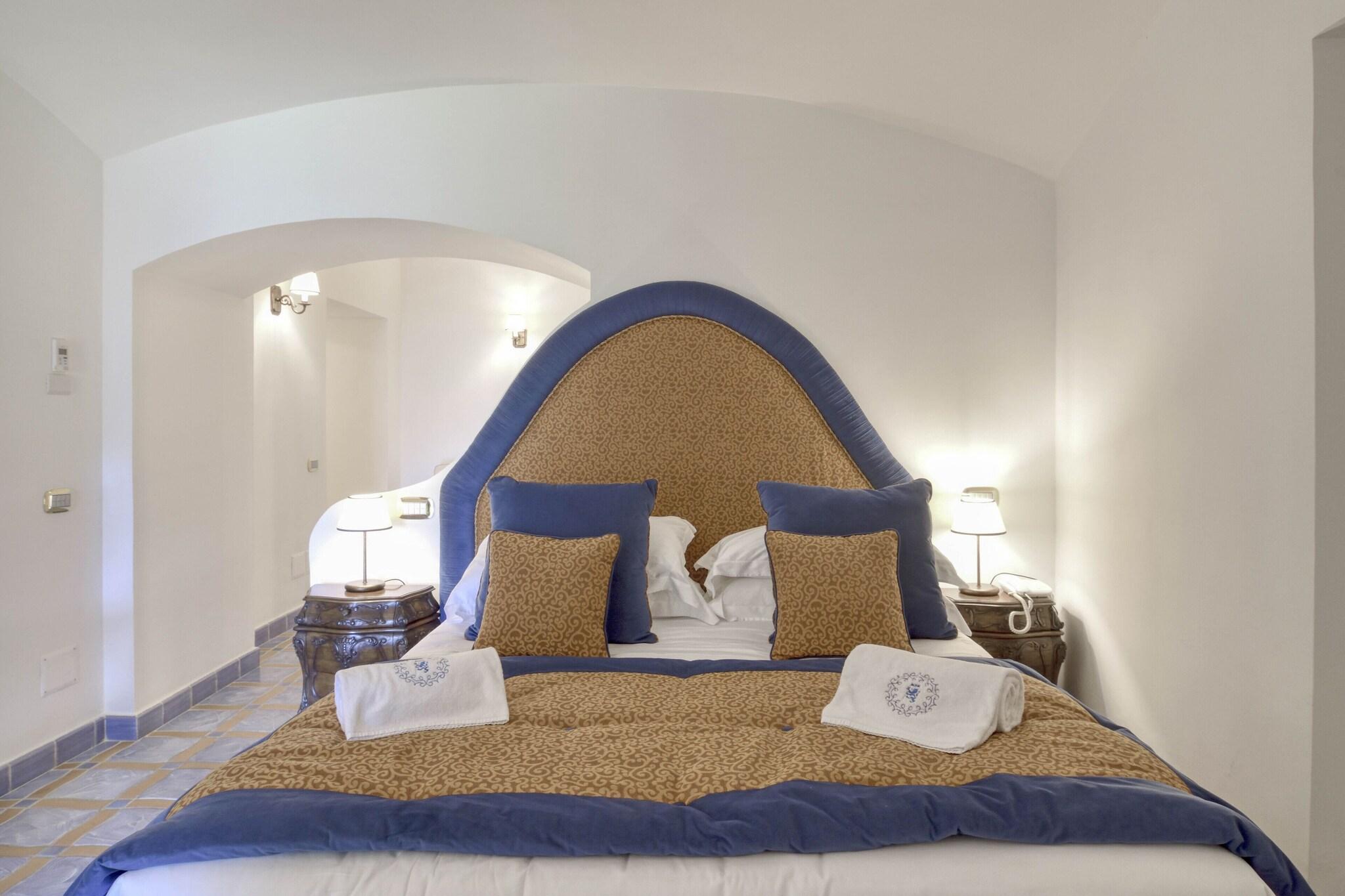 Junior Suite King Size Bed