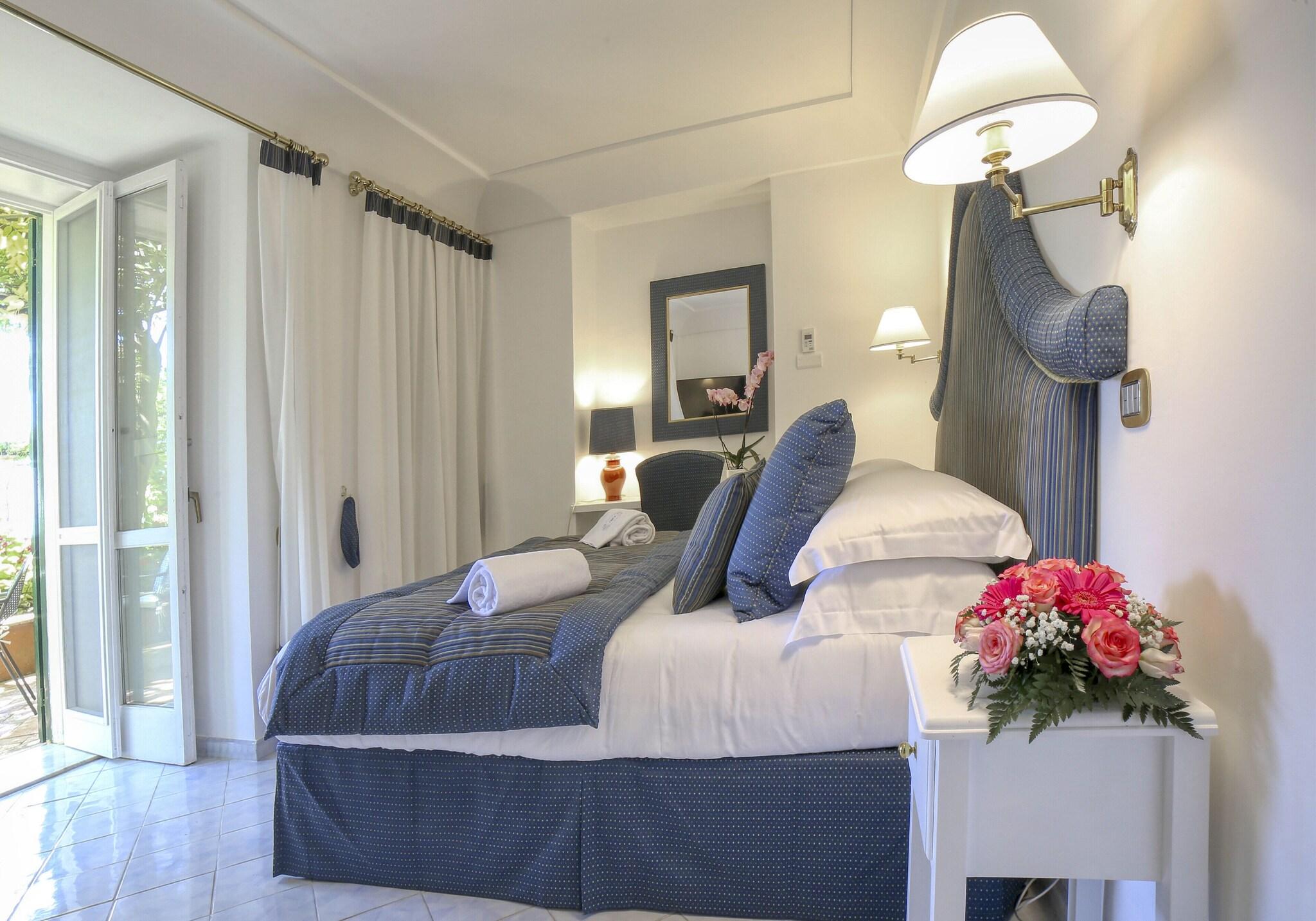 Double Classic King Bed