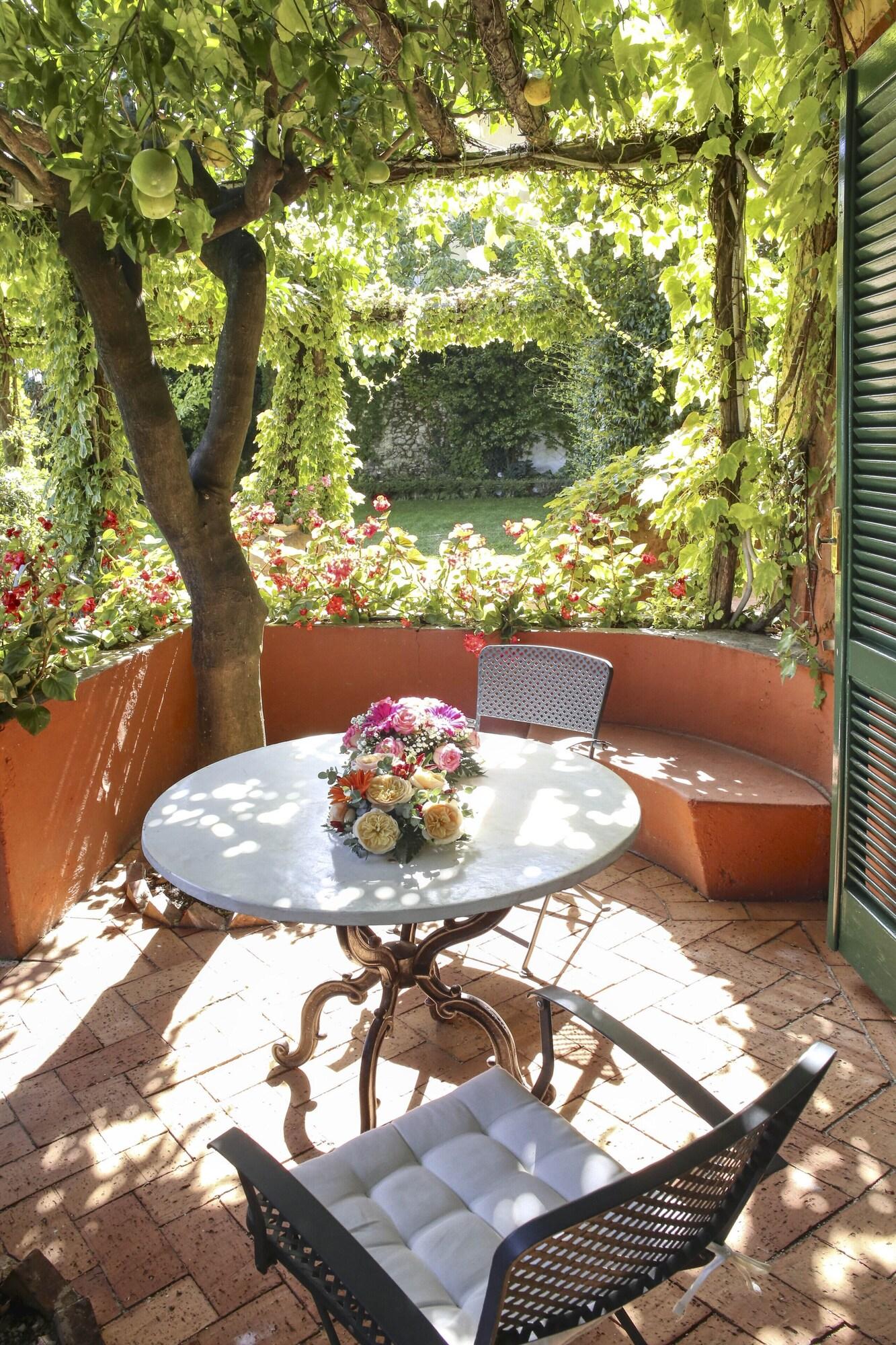 Double Premium King Bed