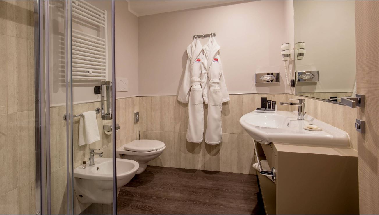 Double or Twin Superior