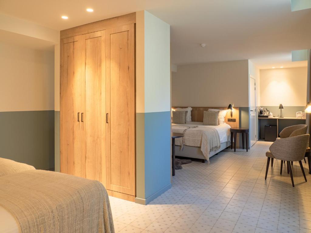 Family Room Standard