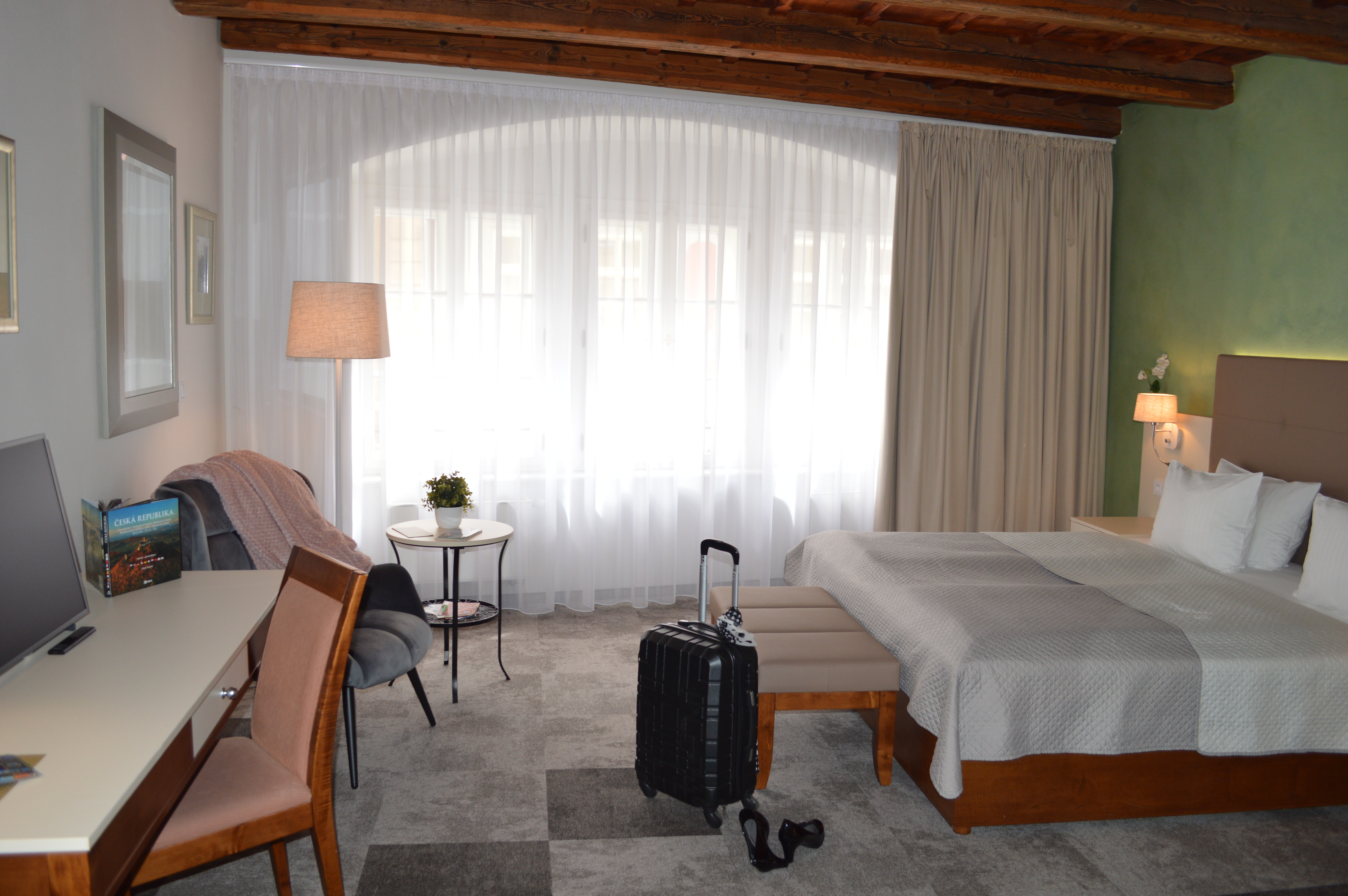 Double or Twin Deluxe Capacity 2