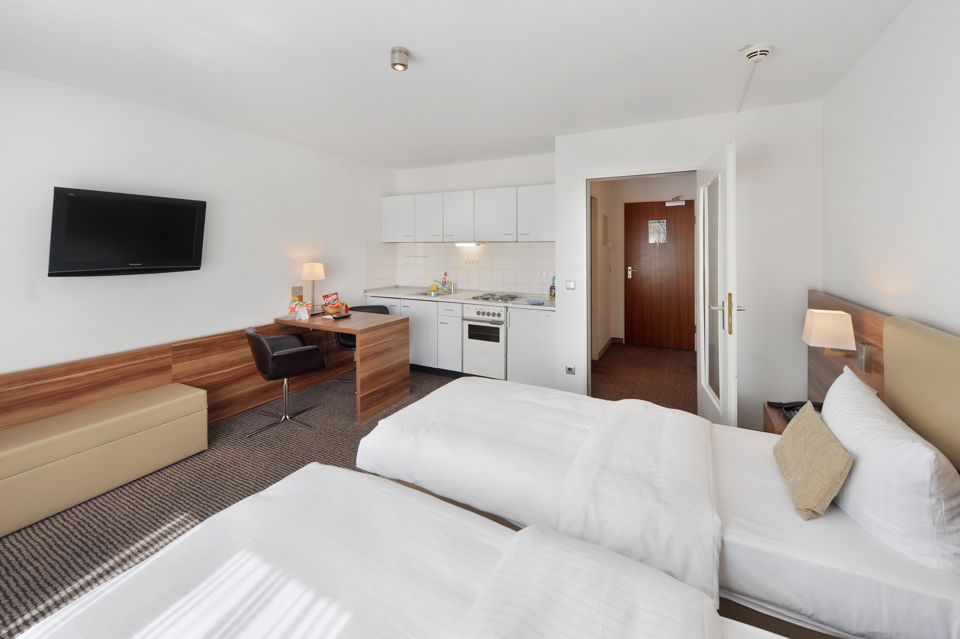 Double or Twin Standard