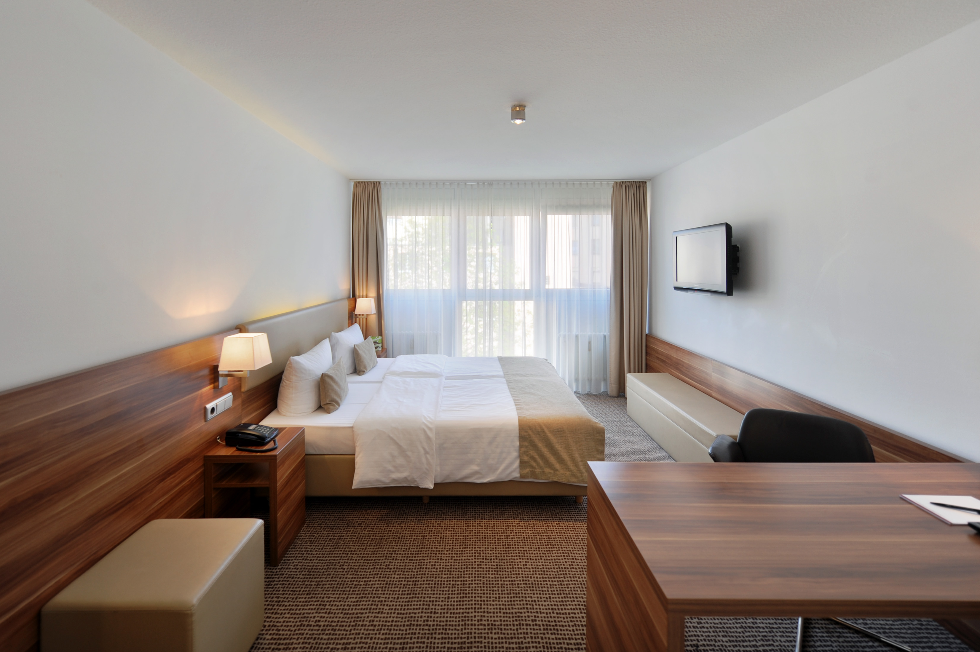 Double or Twin Standard