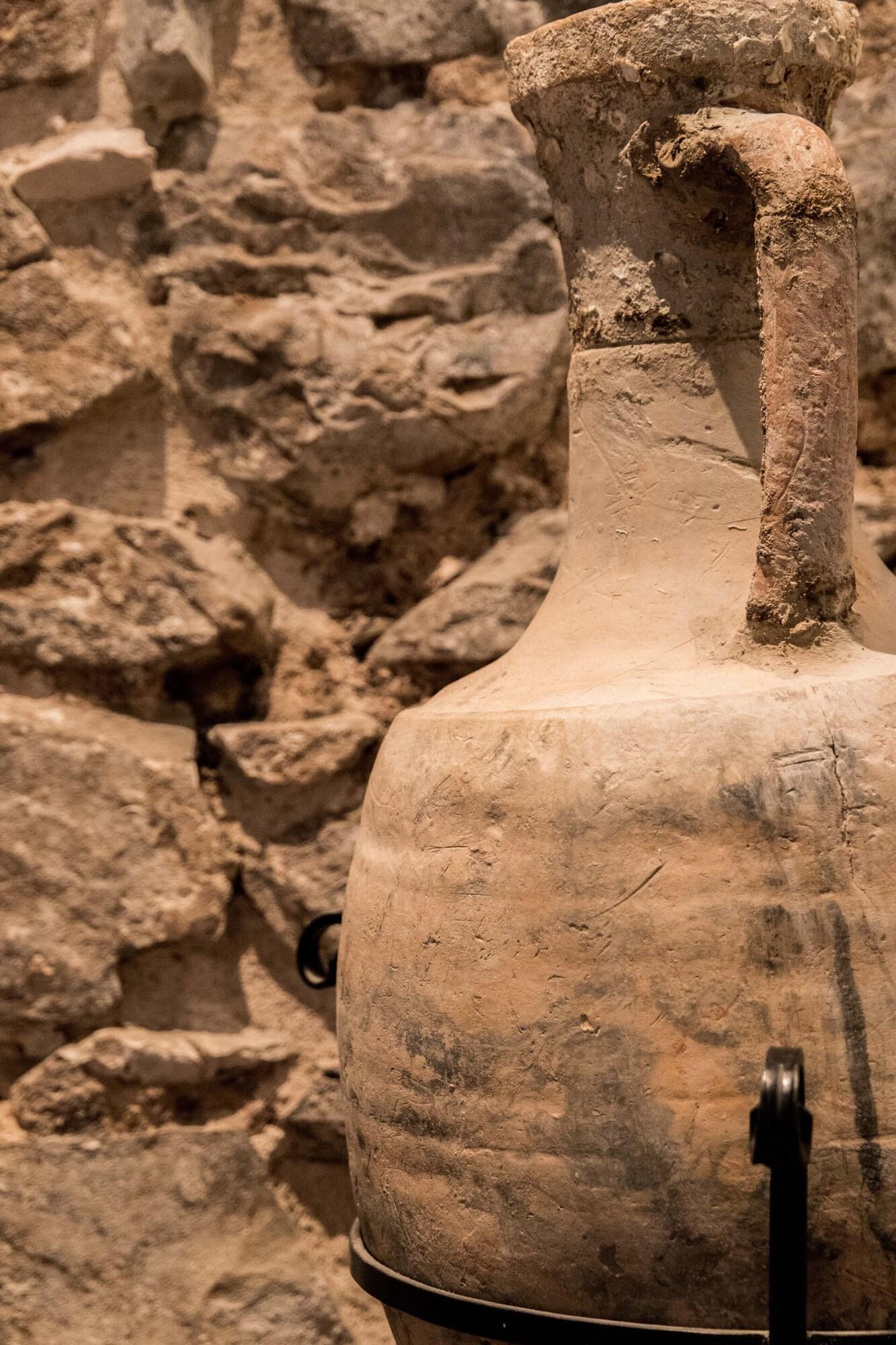 Suite Queen Size Bed