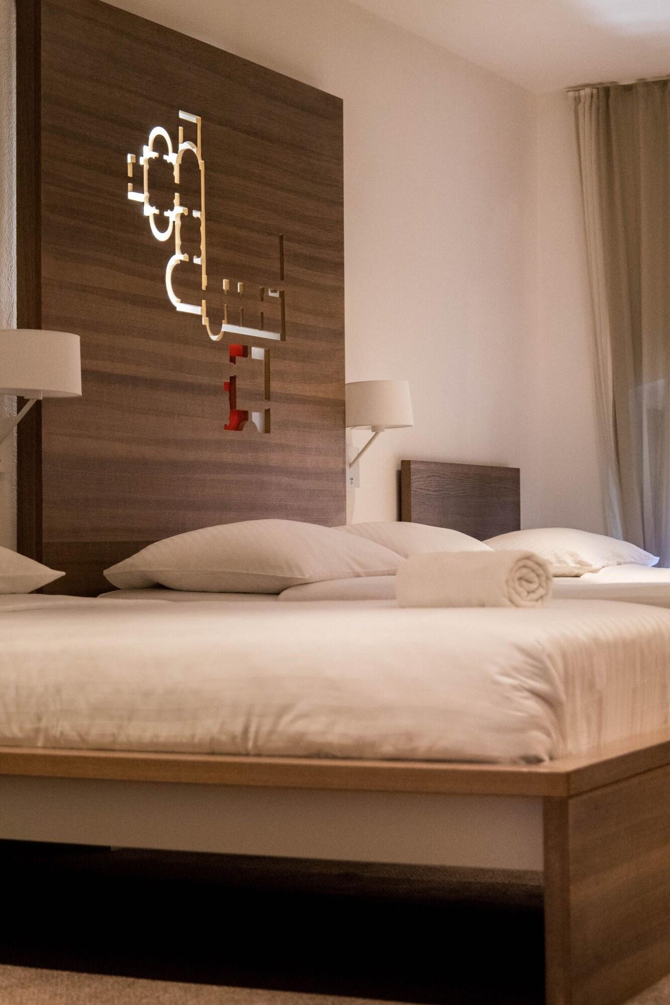 Double King Size Bed