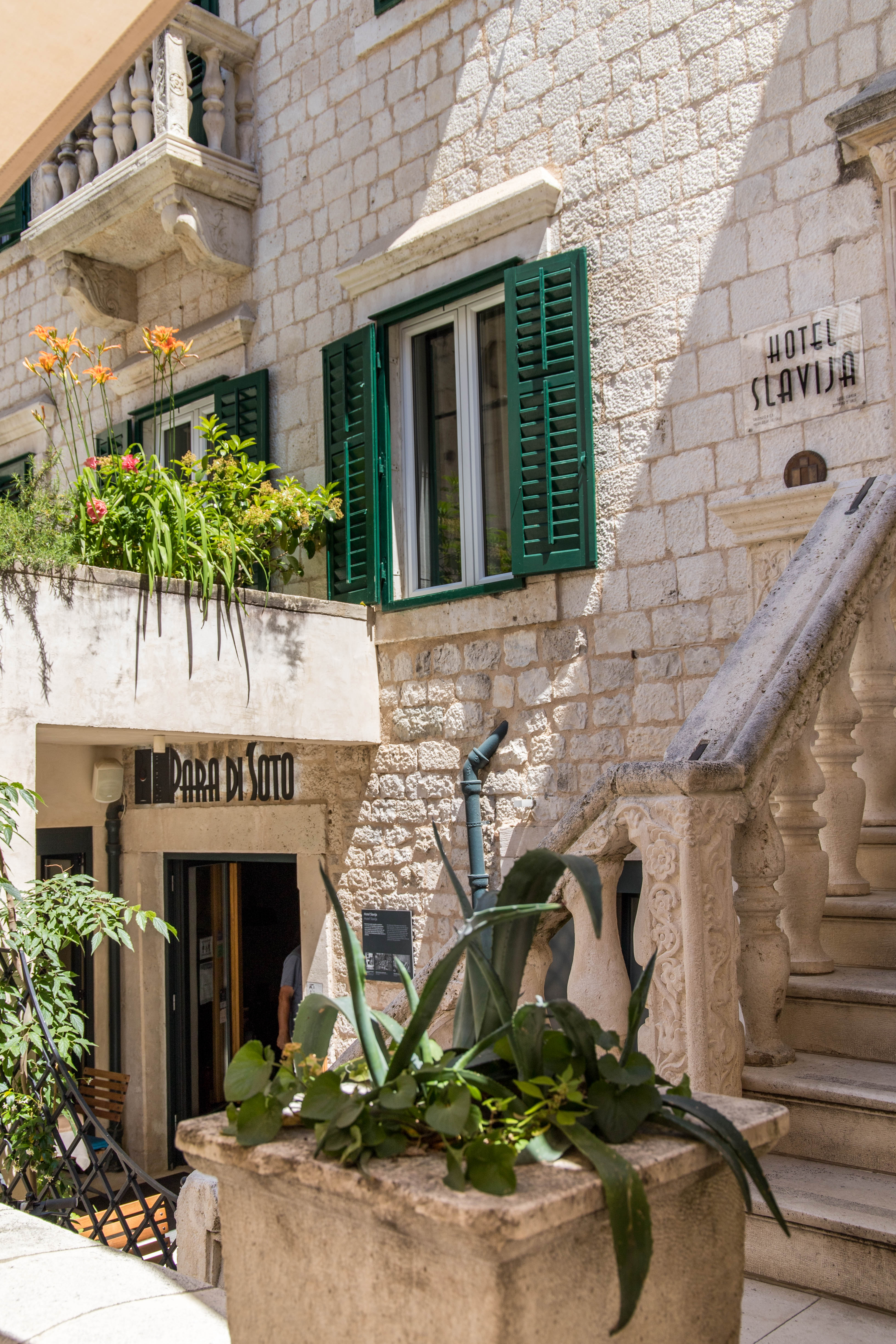 Family Room Standard