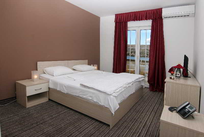 Family Room Sea View with Balcony