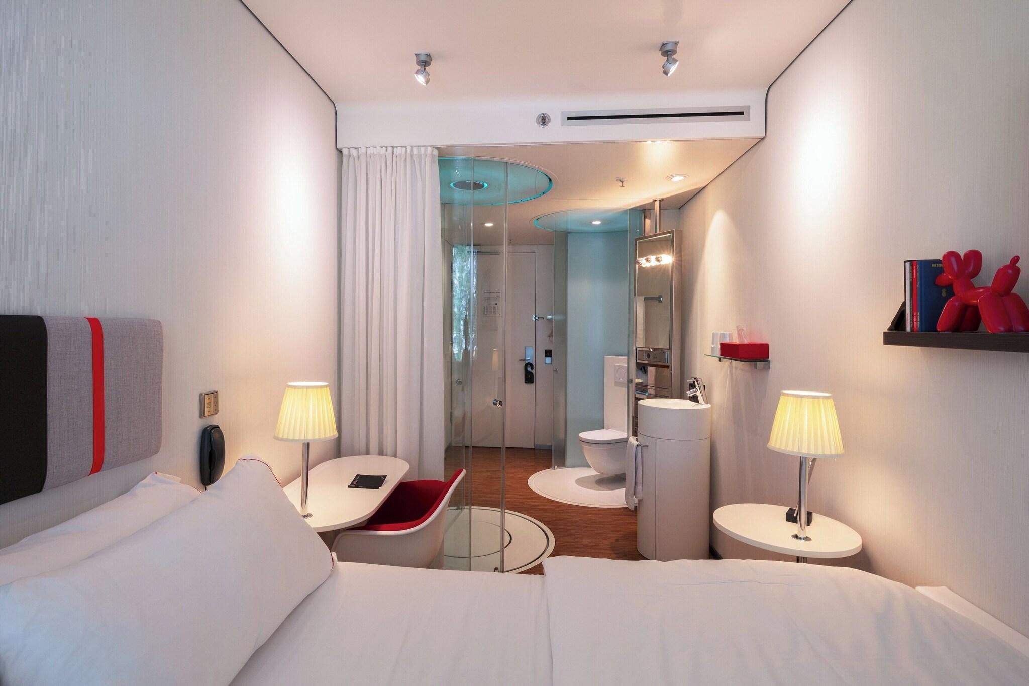 Double King Size Bed