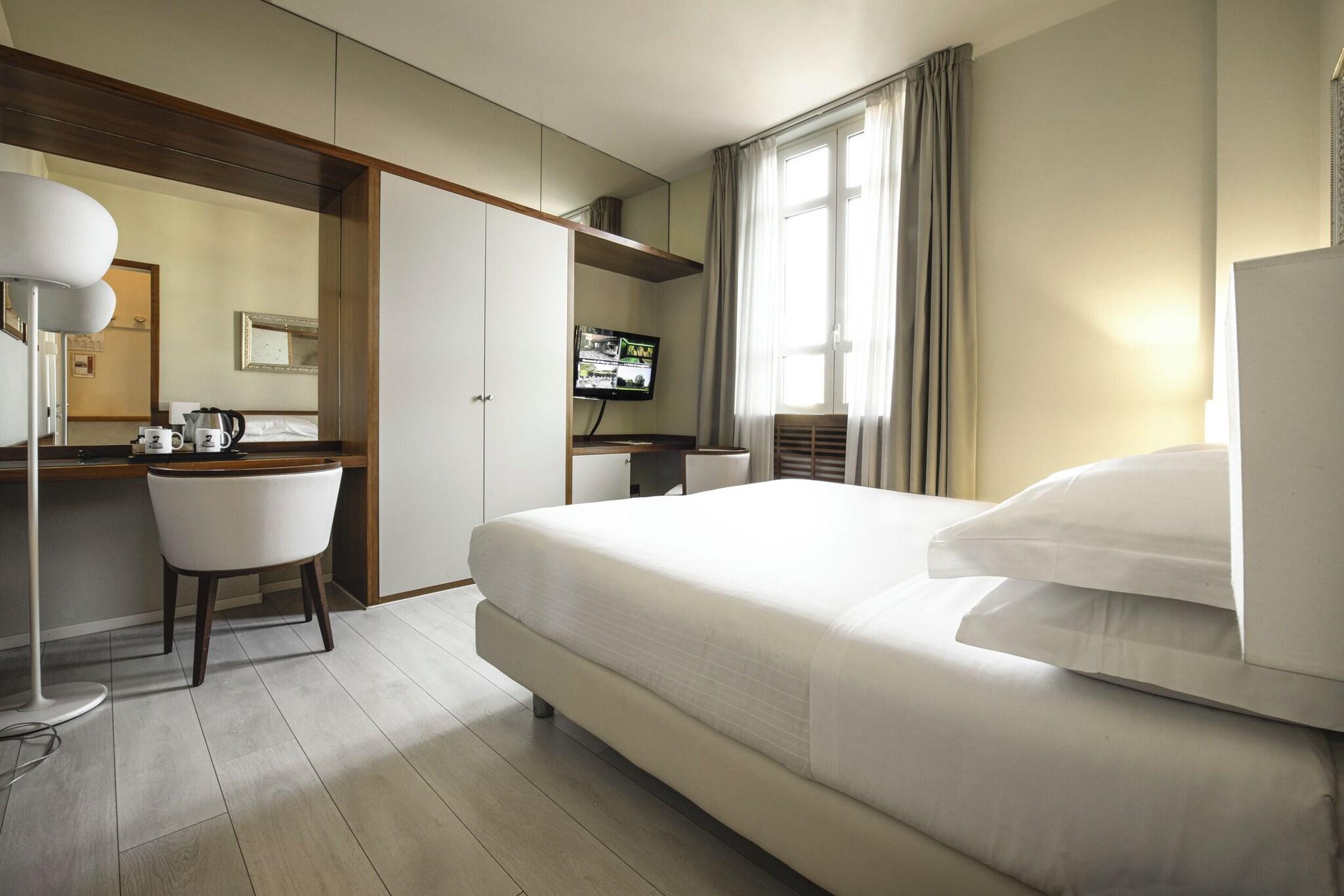 Double Classic King Bed