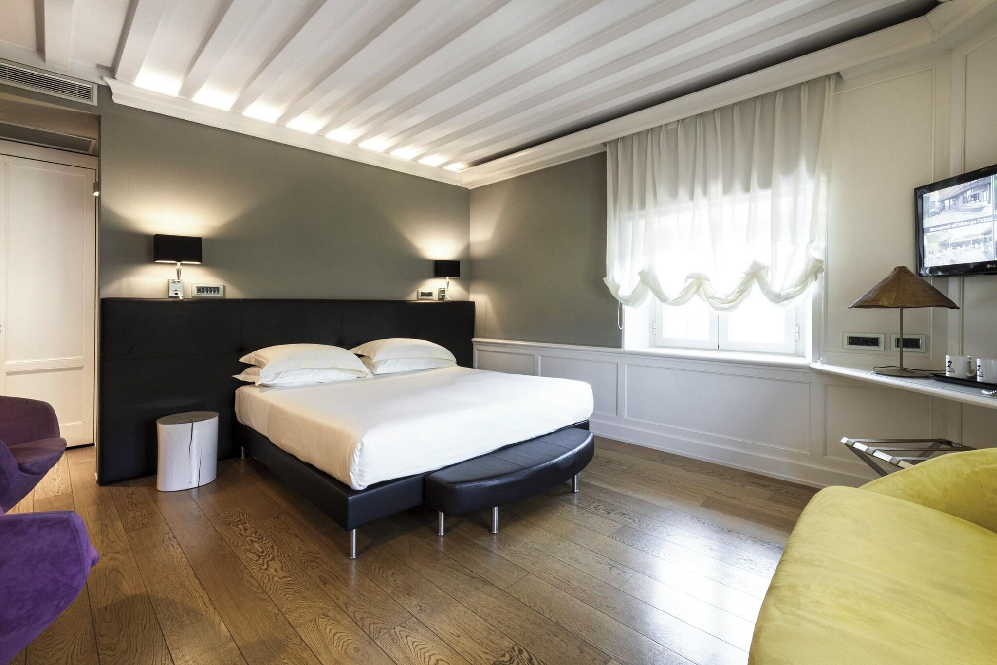 Double Deluxe King Bed