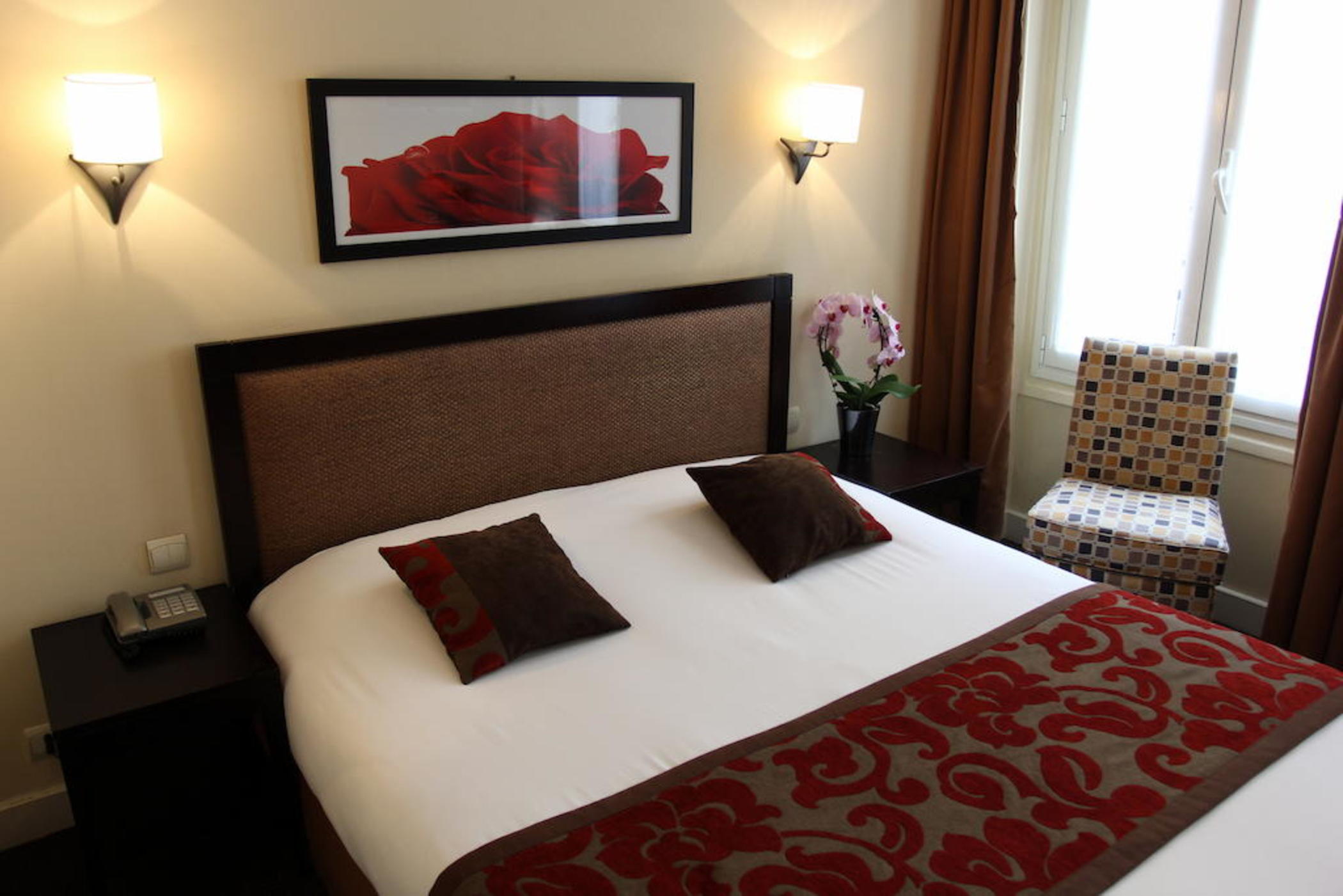 Double or Twin Standard