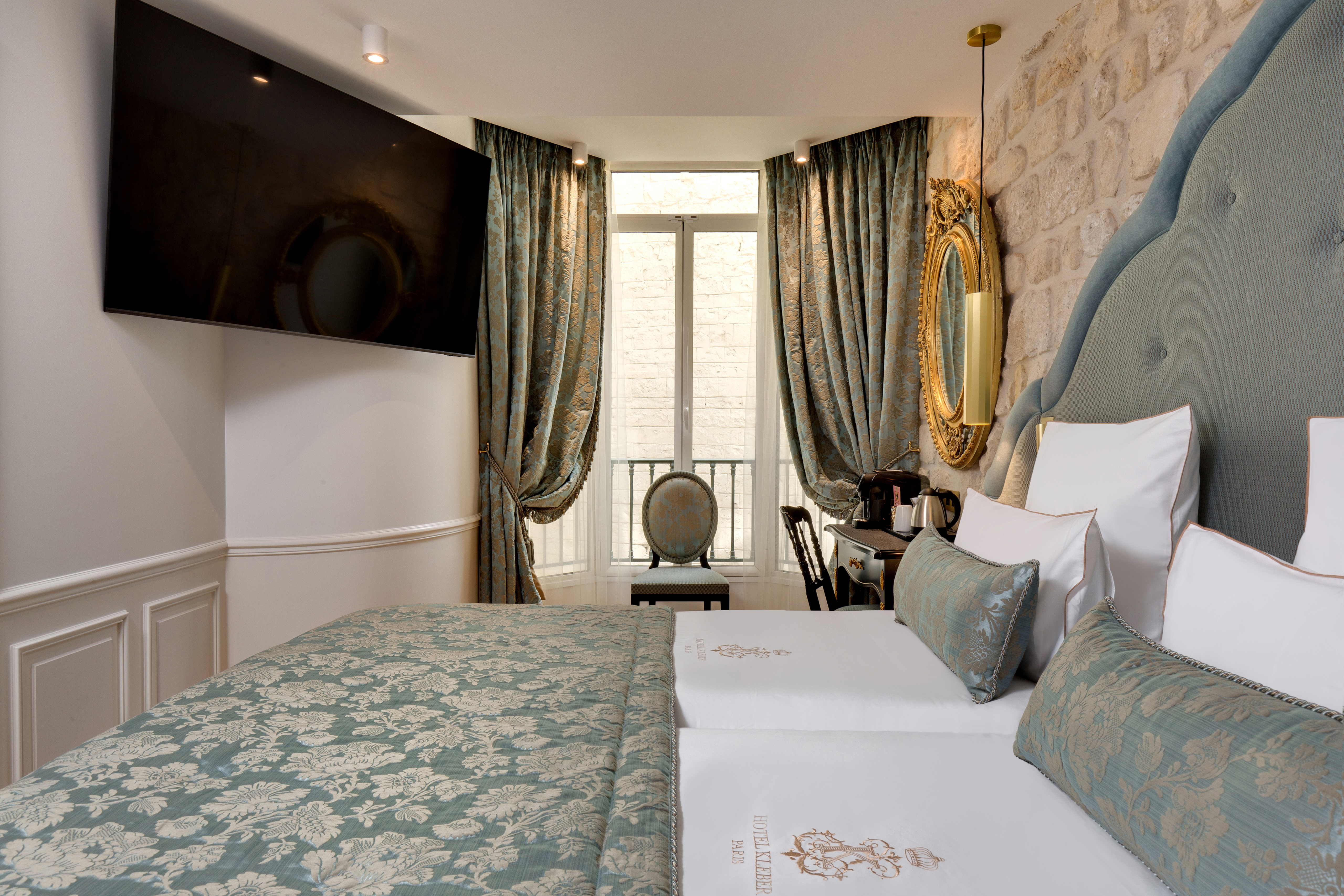 Double or Twin Deluxe