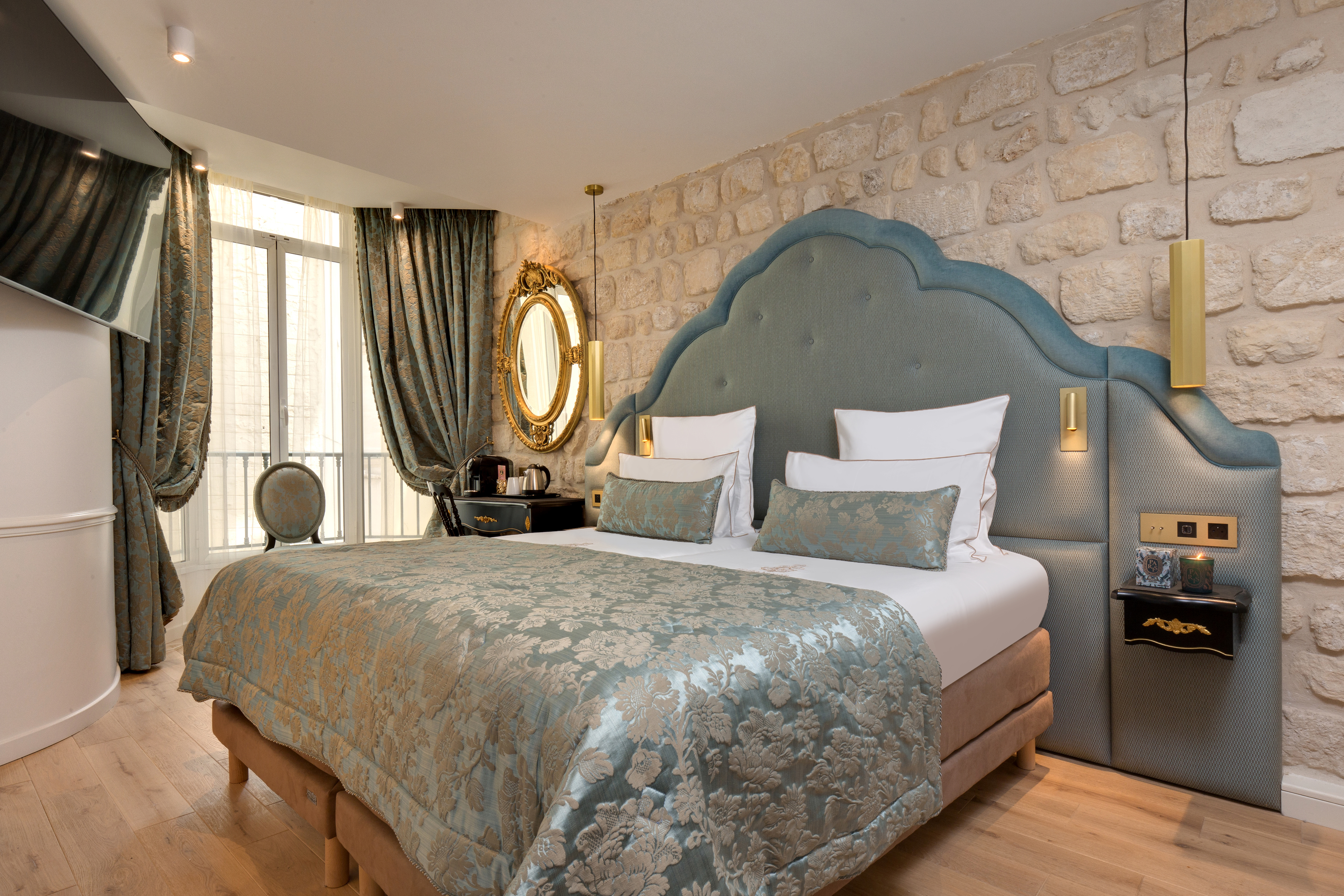 Double or Twin Deluxe