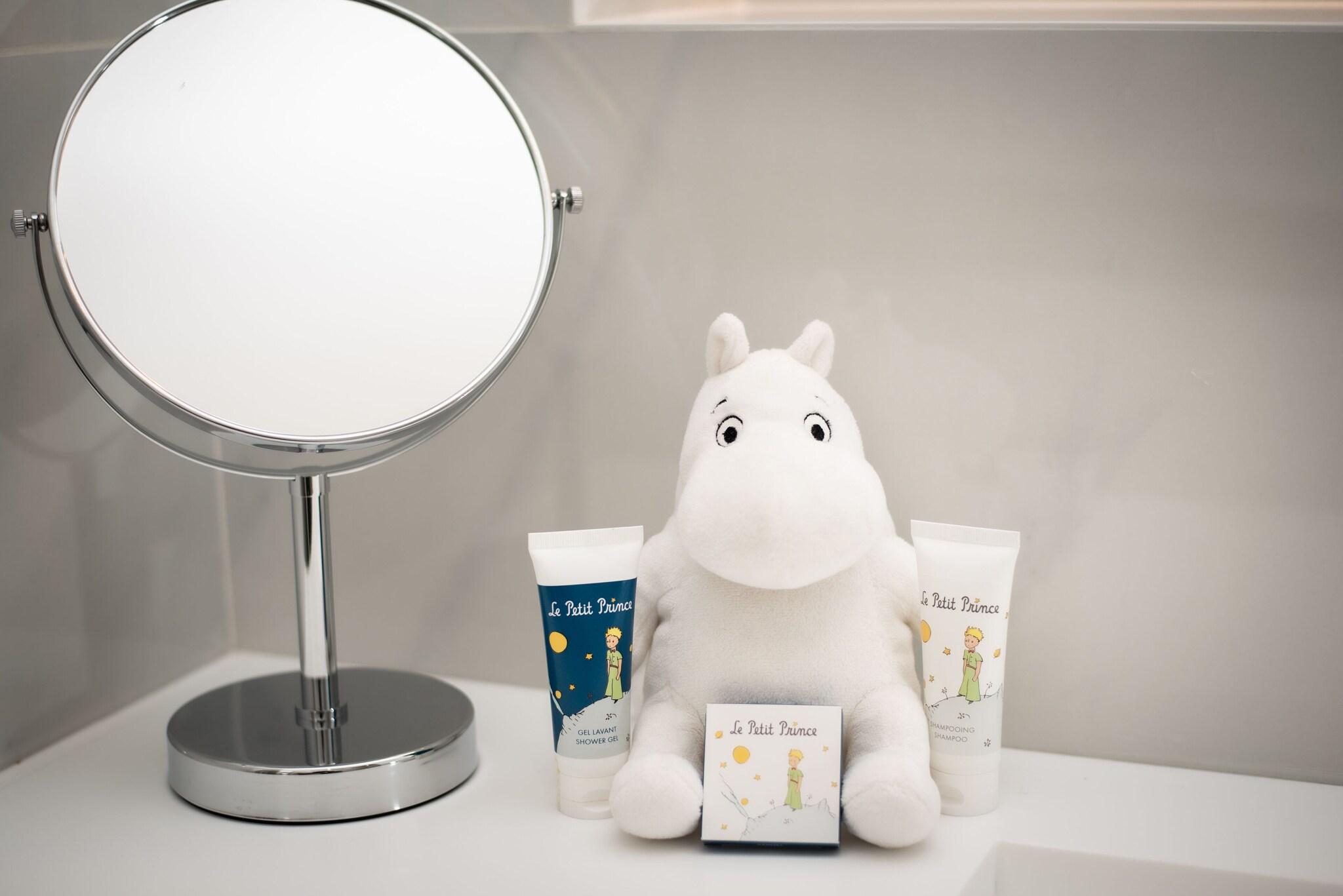 Junior Suite King Size Bed