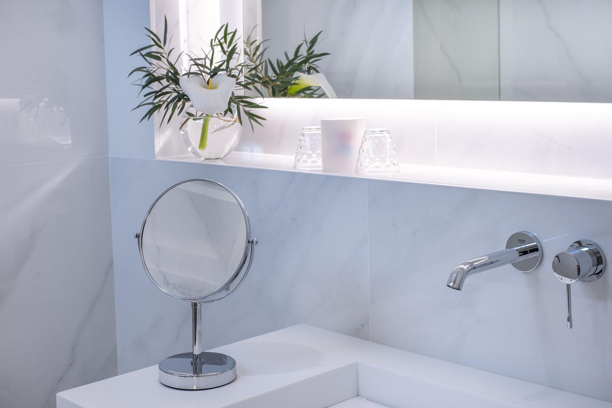 Double Superior King Bed