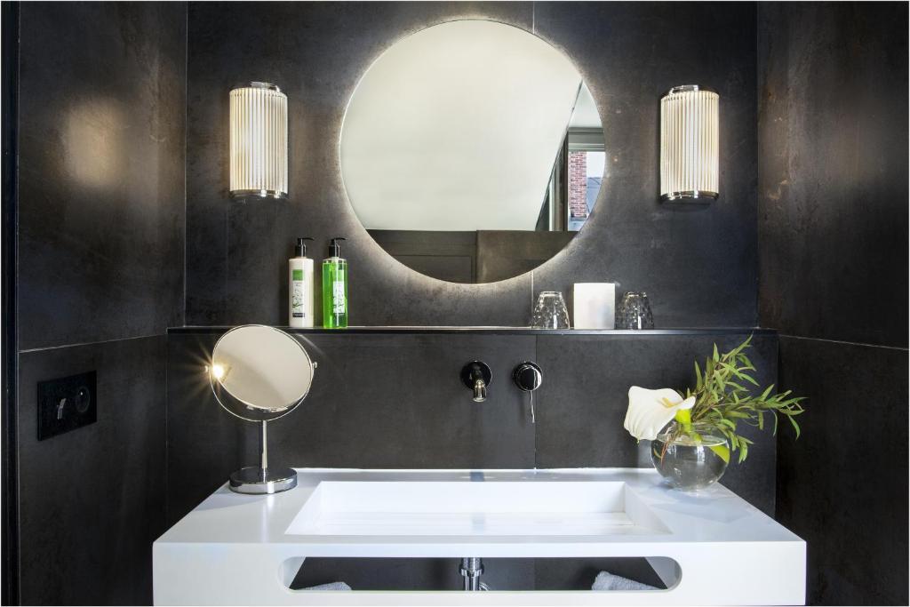 Double or Twin Deluxe