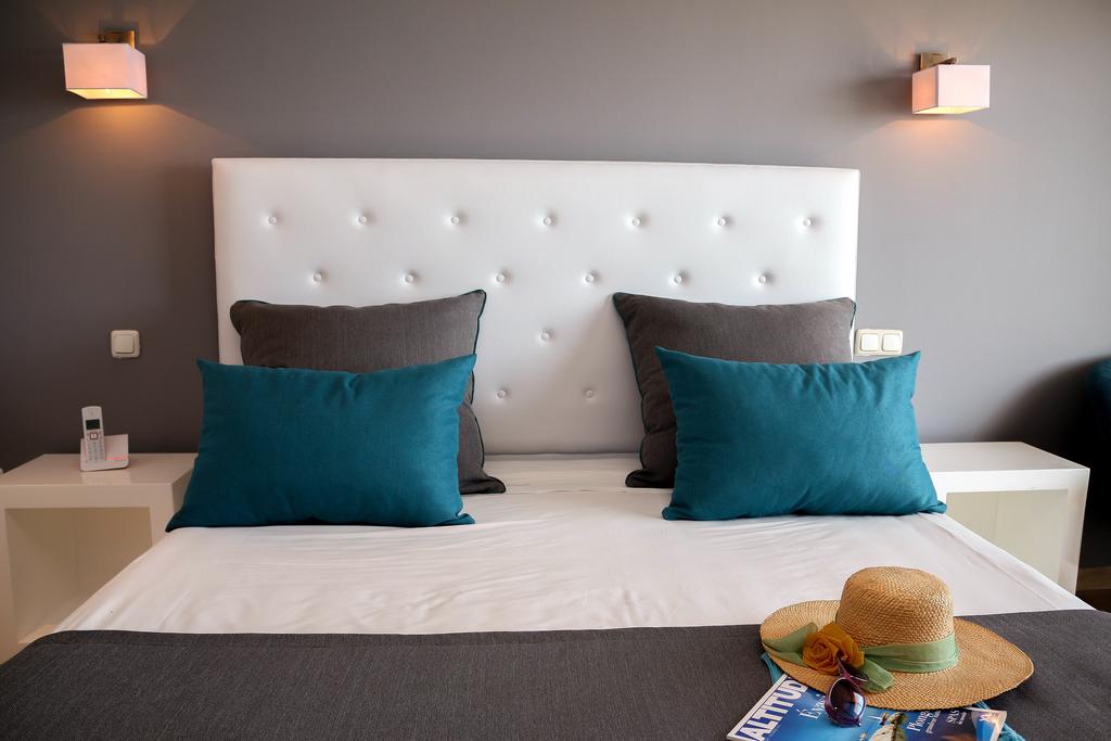 Family Room Standard