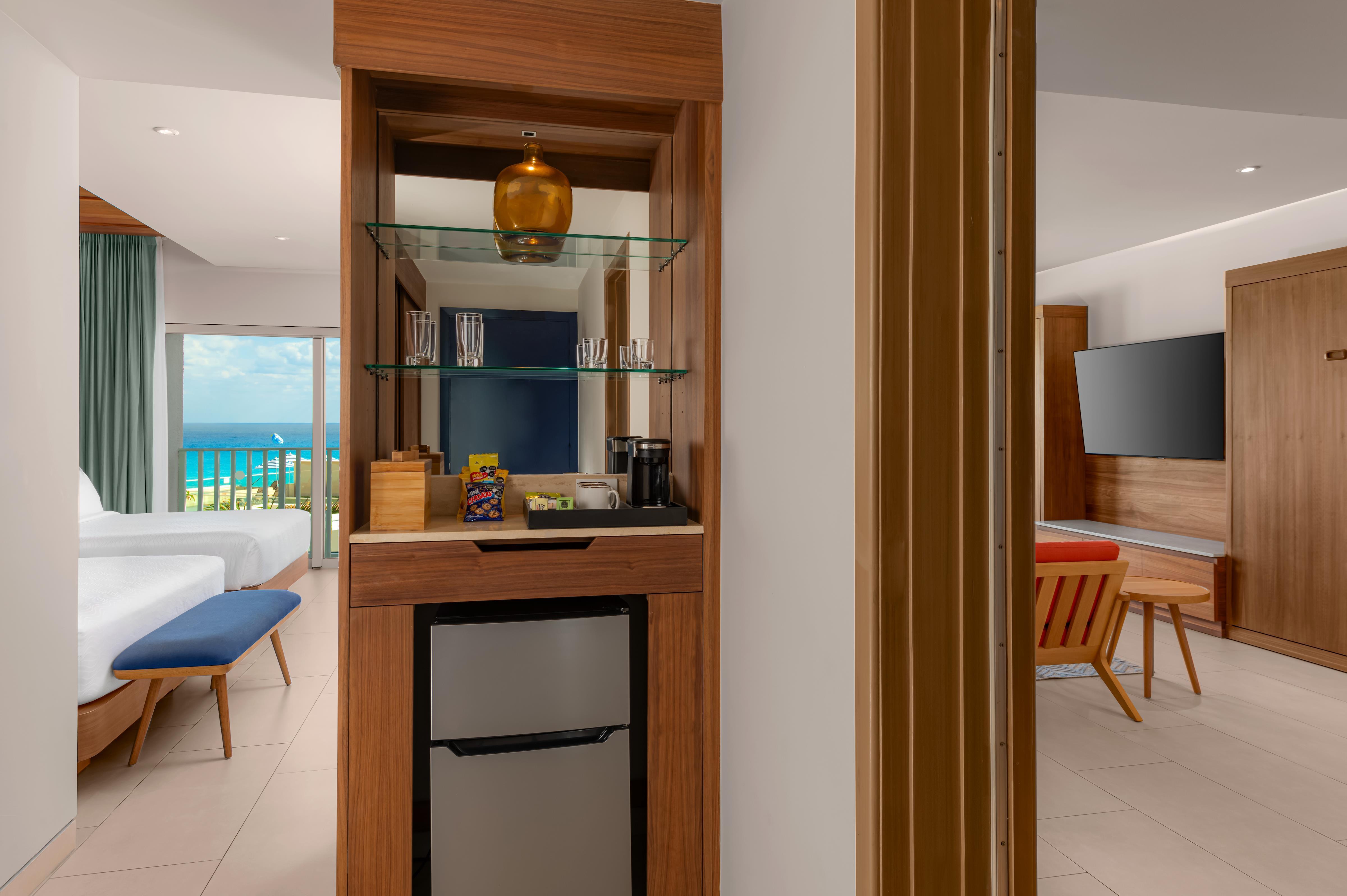 Suite King Size Bed