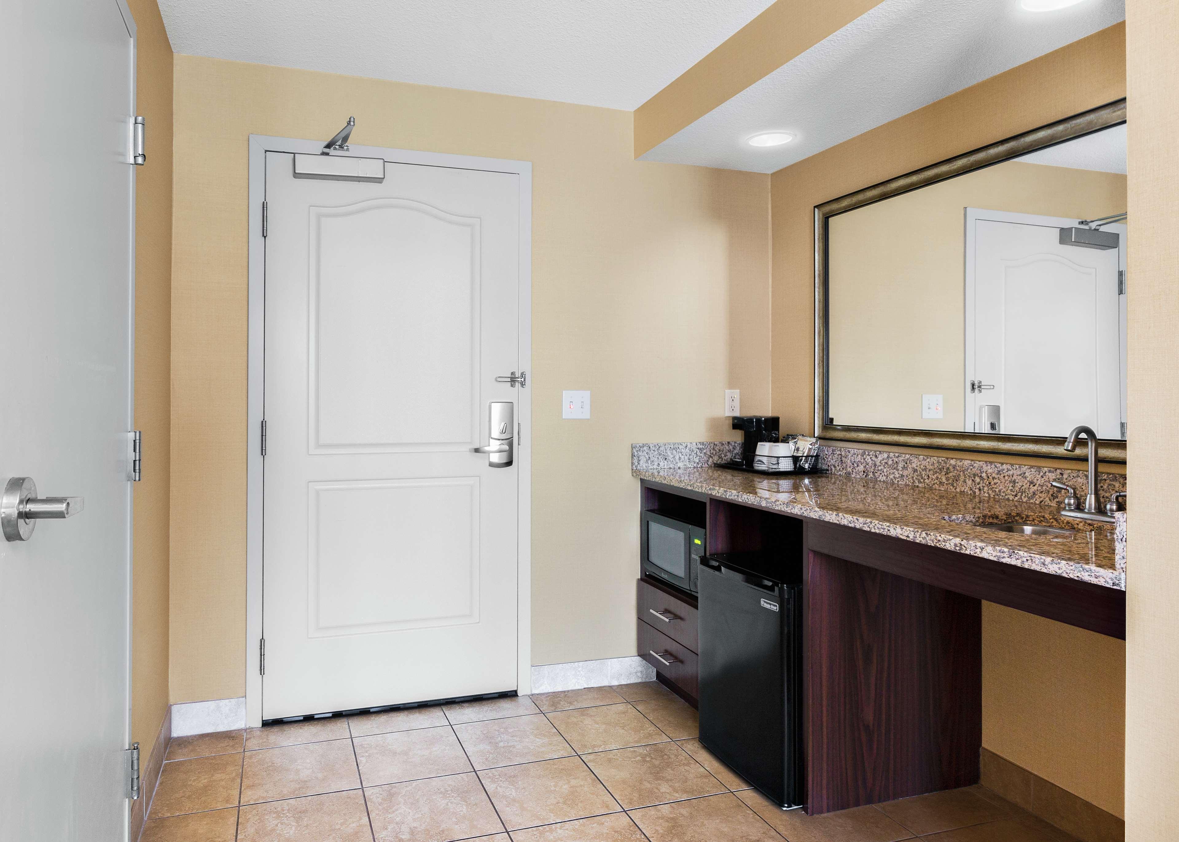 Double Two Queen Beds