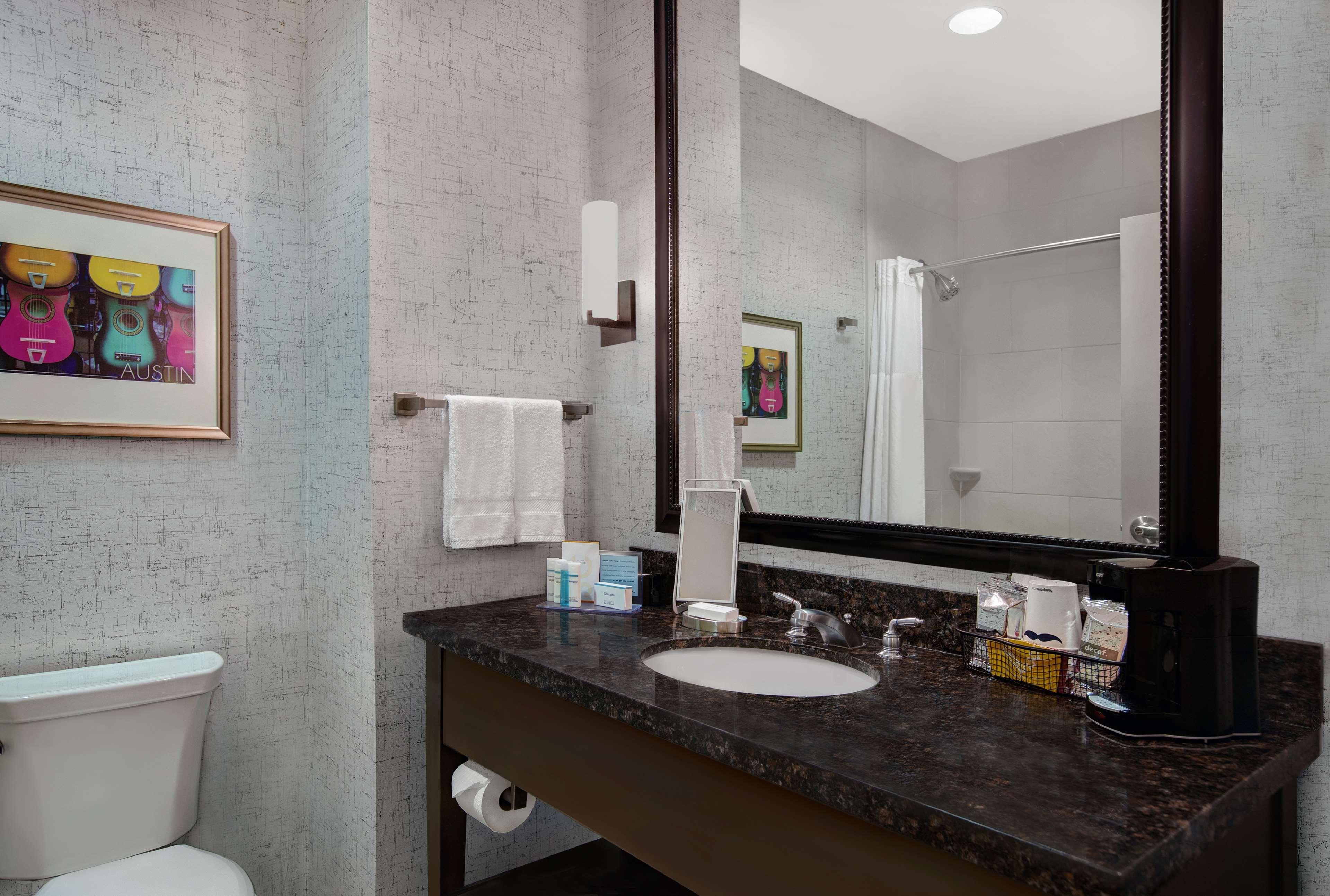 Twin Two Queen Beds Non Smoking