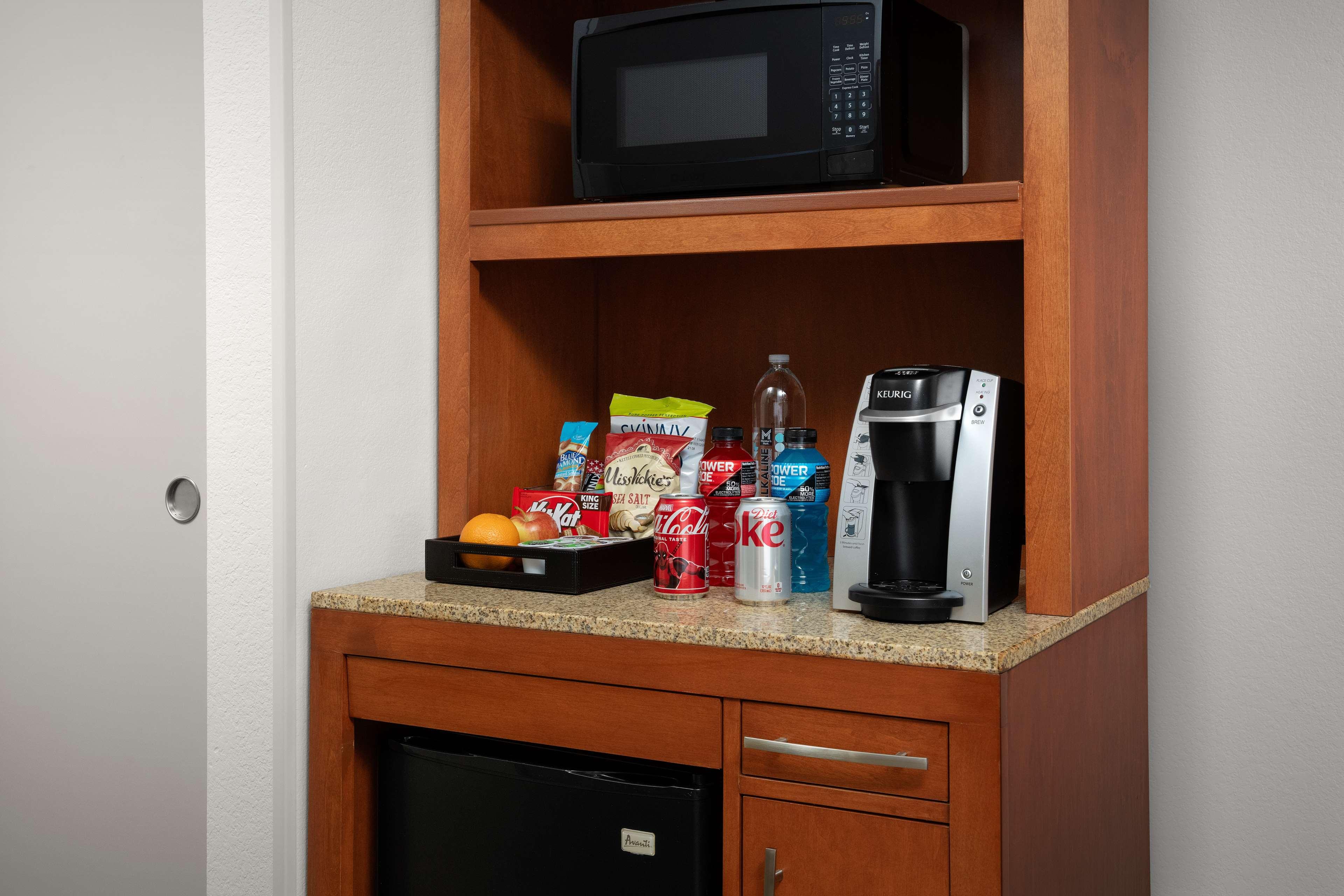 Room Premium King Bed