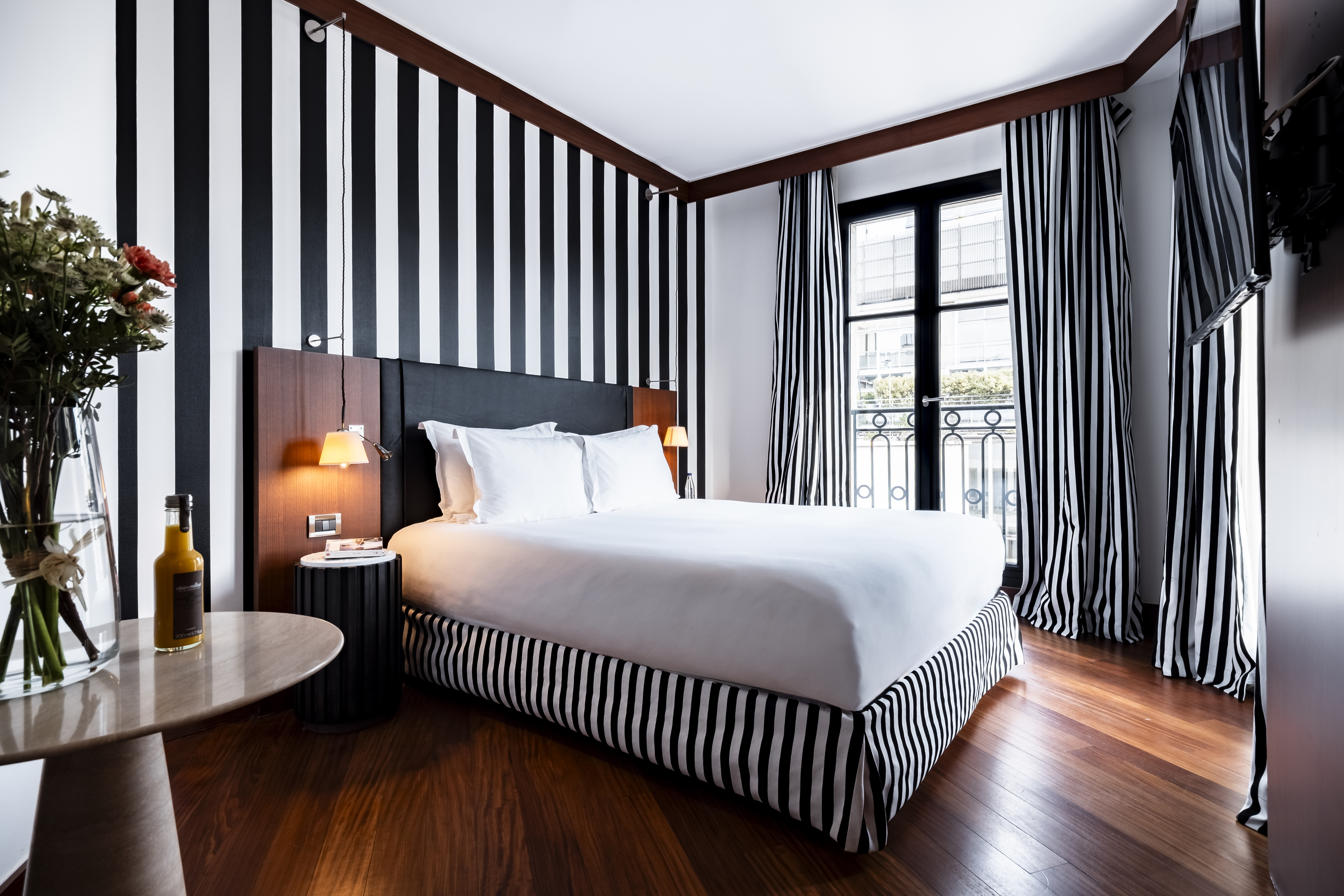 Double Single Executive