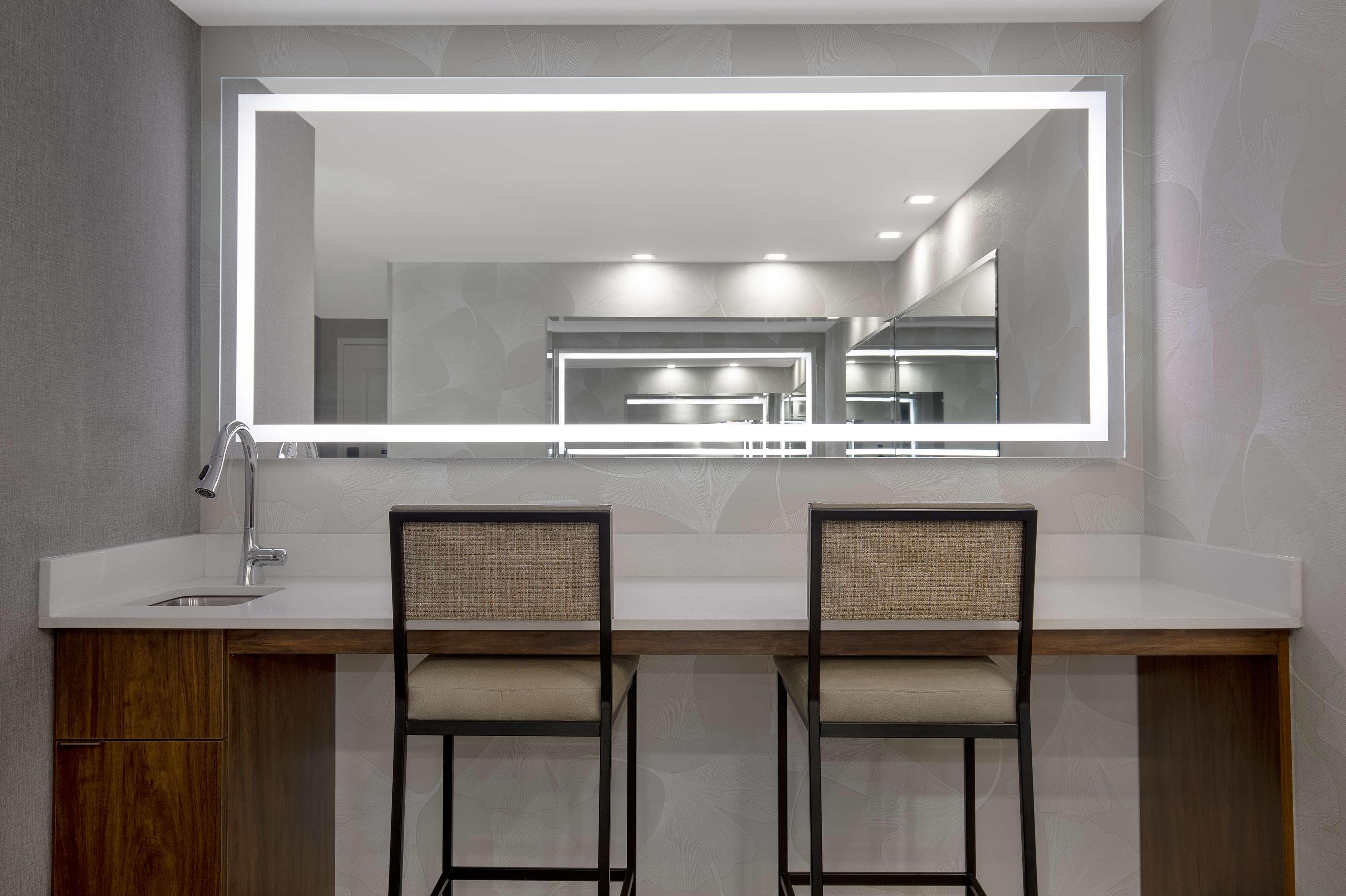 Junior Suite King Size Bed