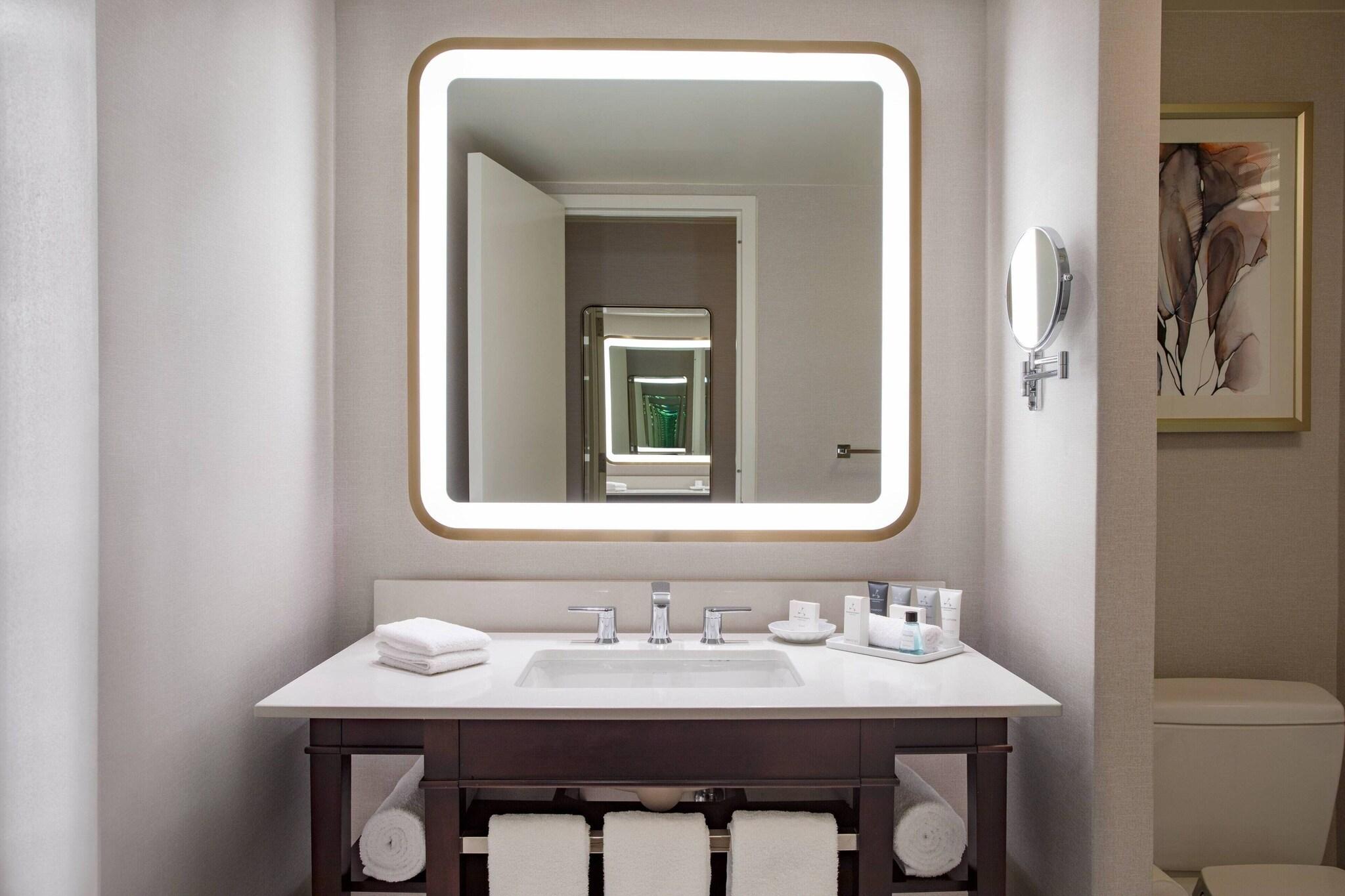 Double City View King Bed