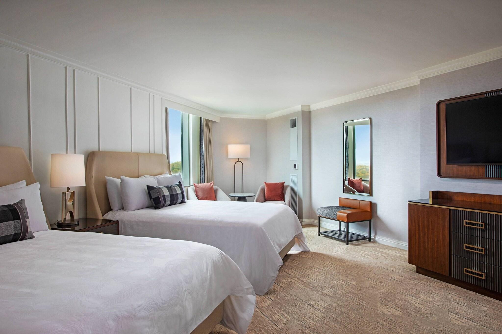 Double Deluxe Two Queen Beds