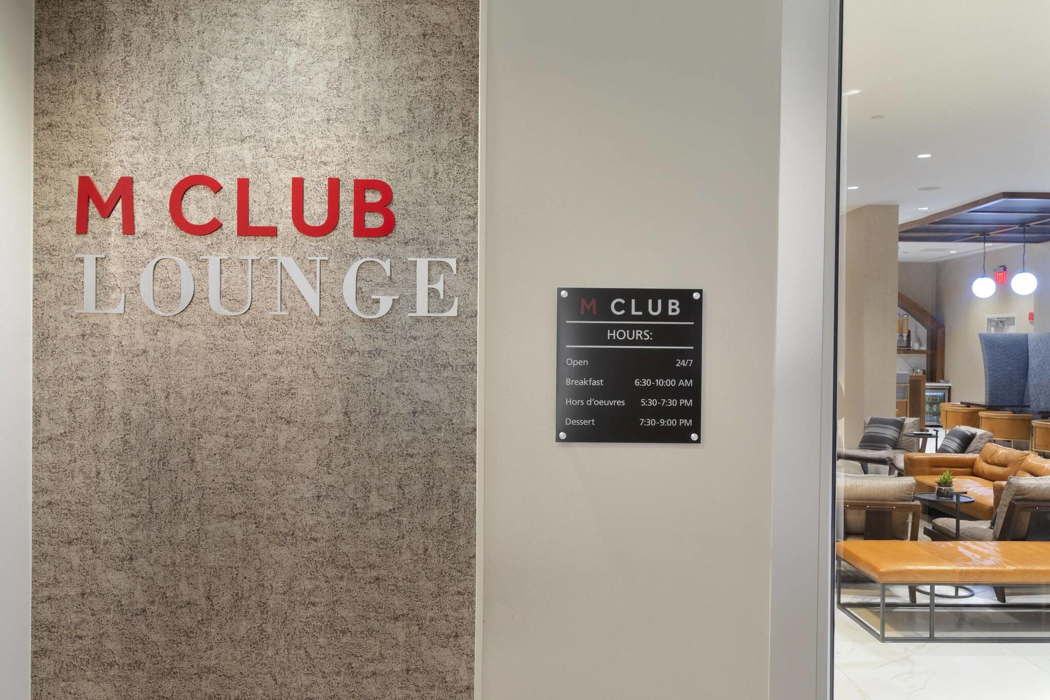 Double Club Two Queen Beds