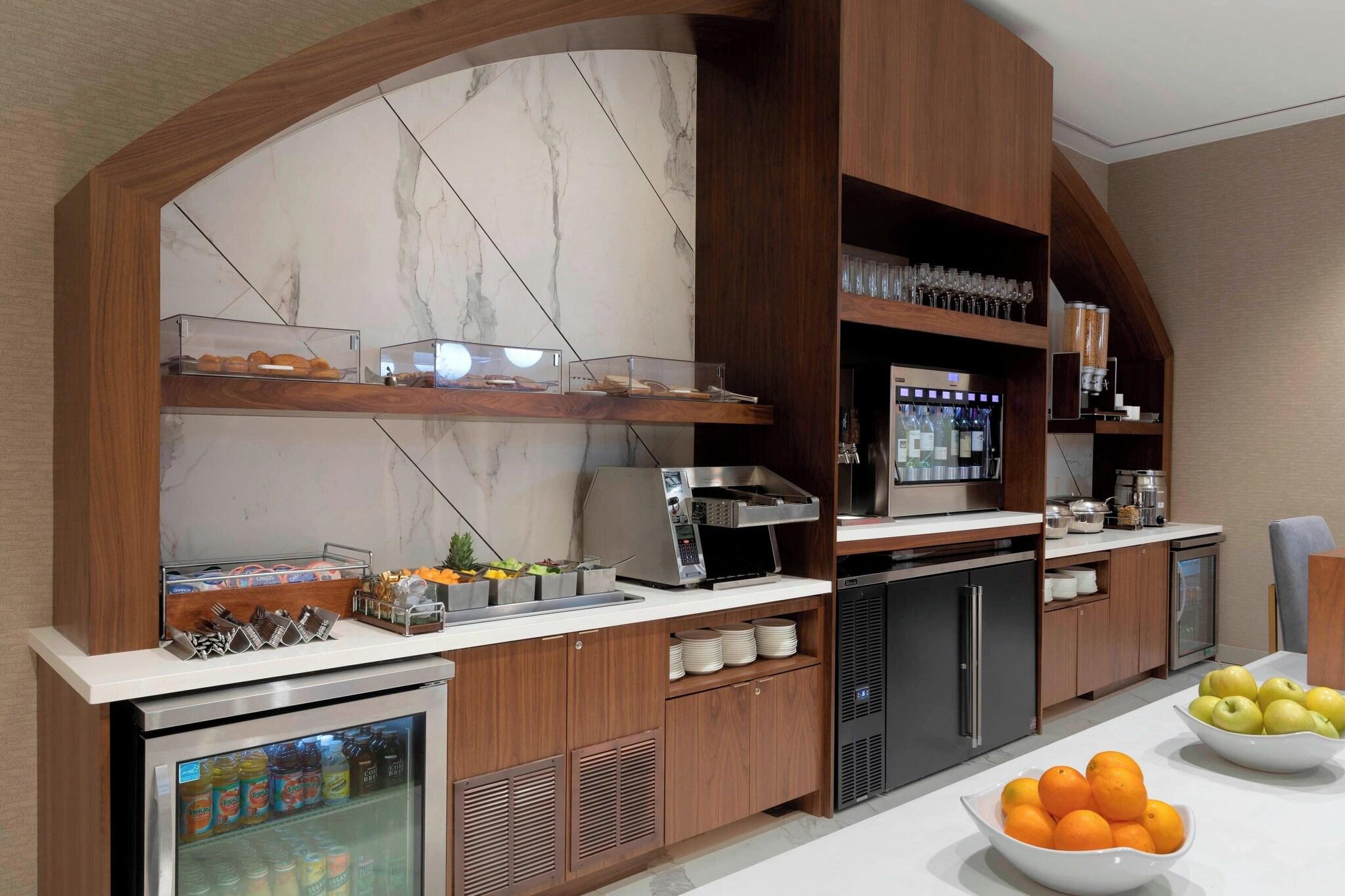 Double Club King Bed