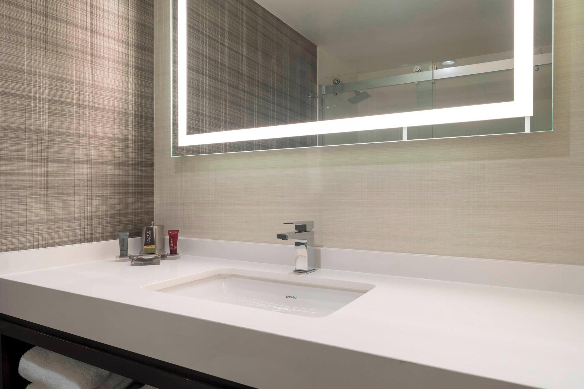 Double Club Two Queen Beds