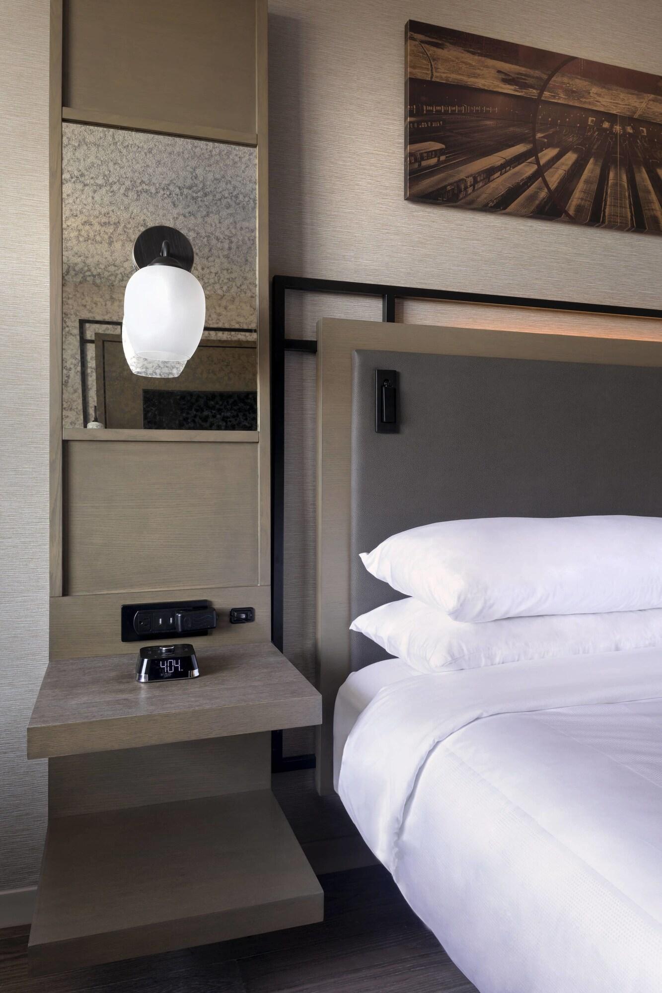 Double Club Two Queen Beds