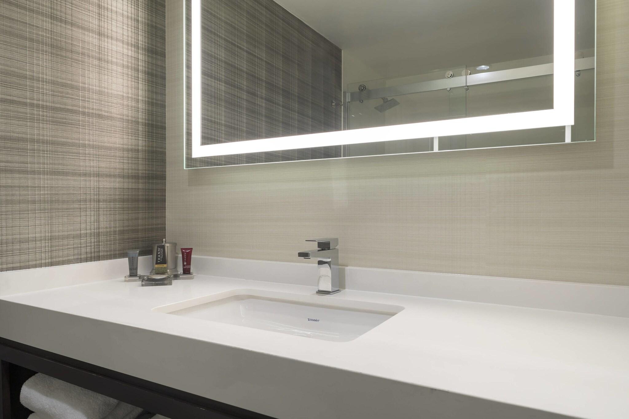 Double Club King Bed