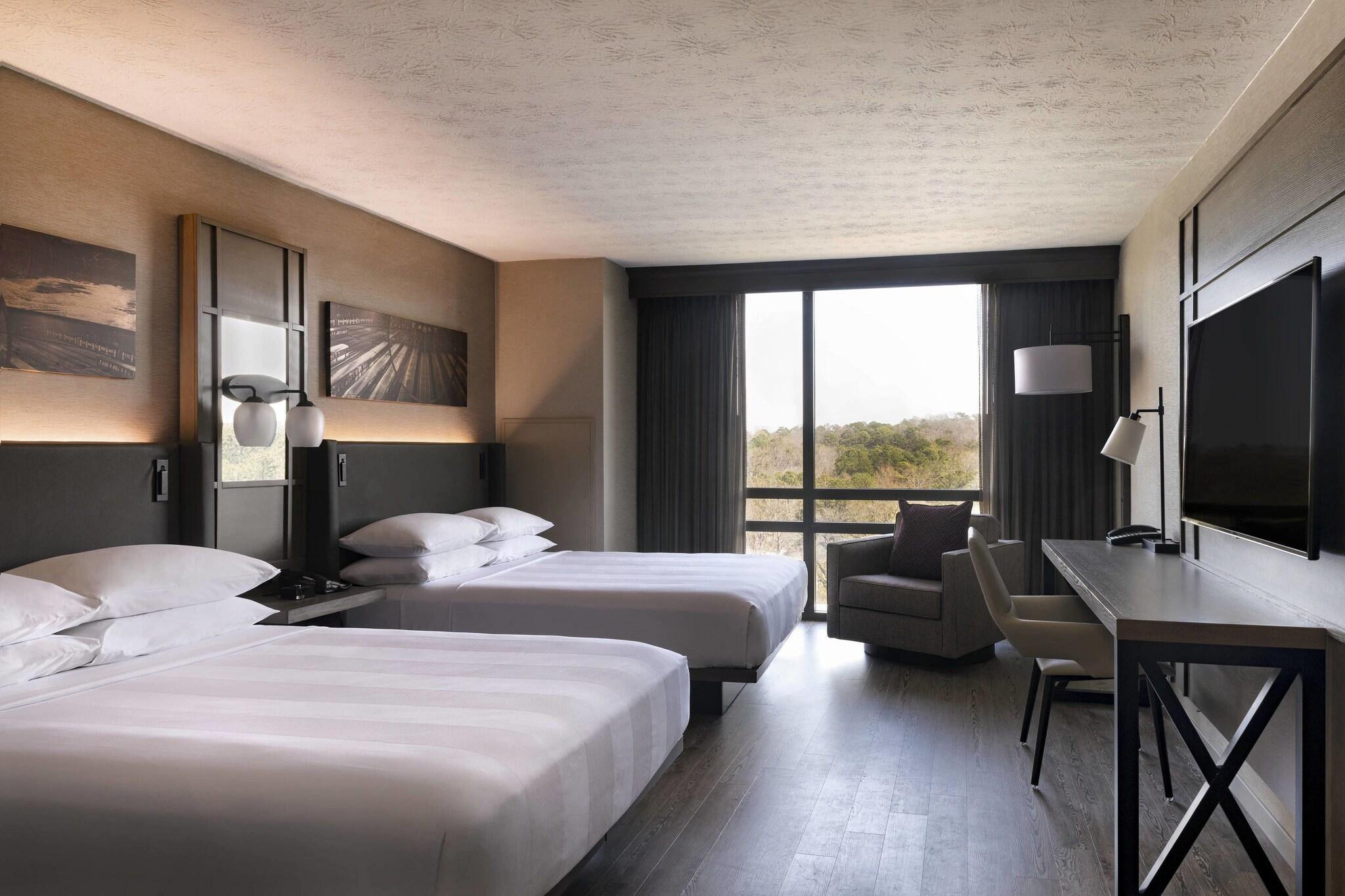 Double Club Two Queen Beds