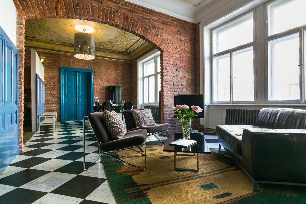 Apartment Capacity 10