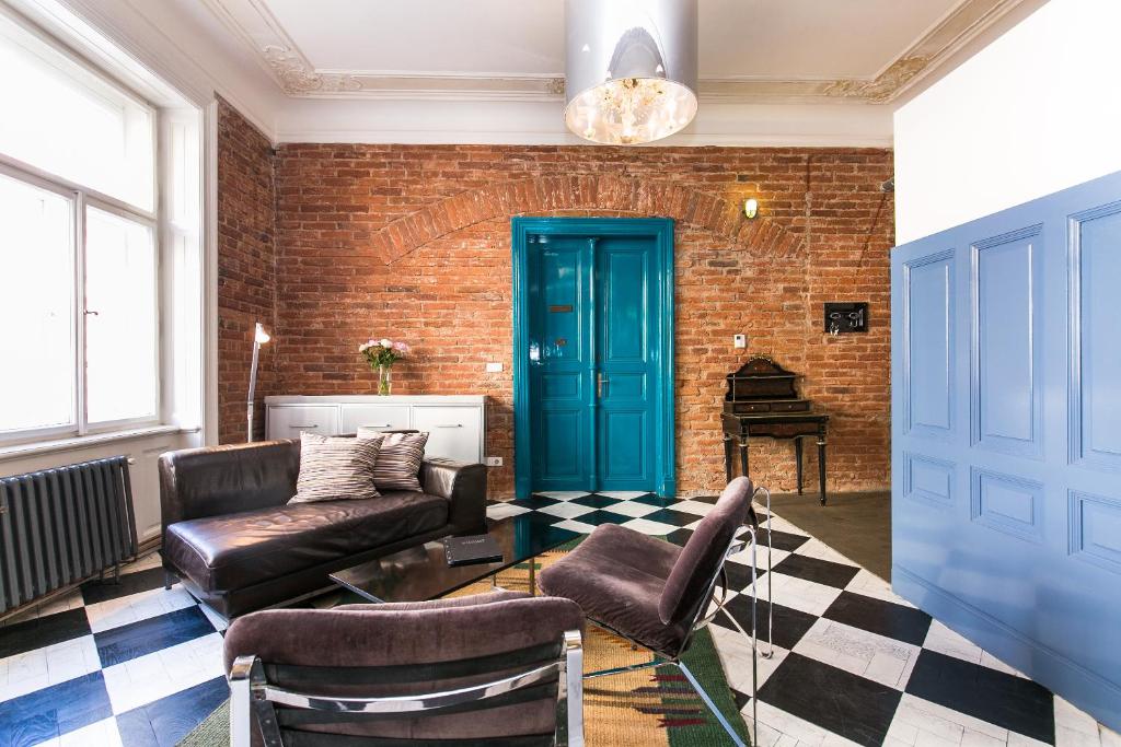 Apartment Capacity 10