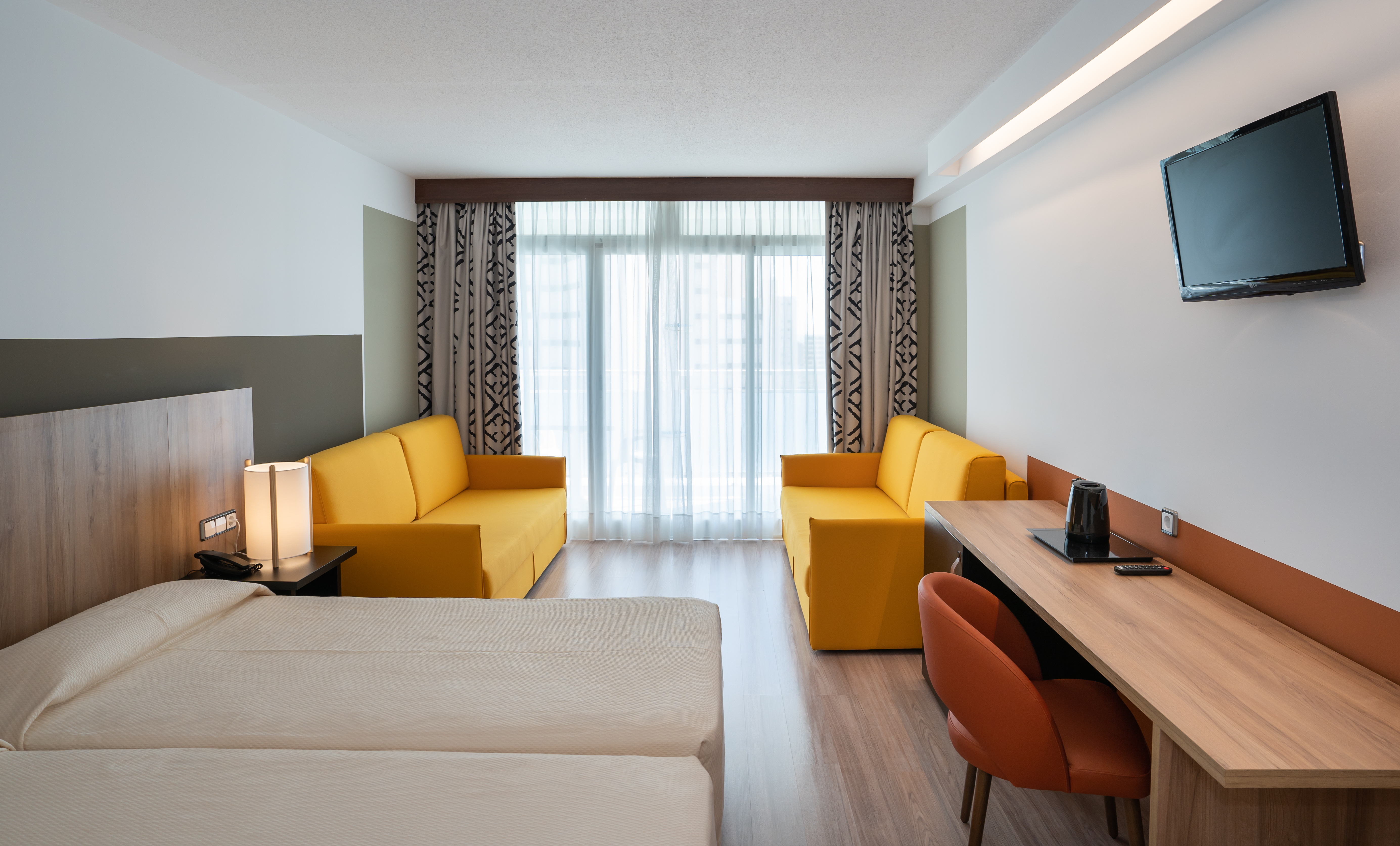 Double or Twin Standard