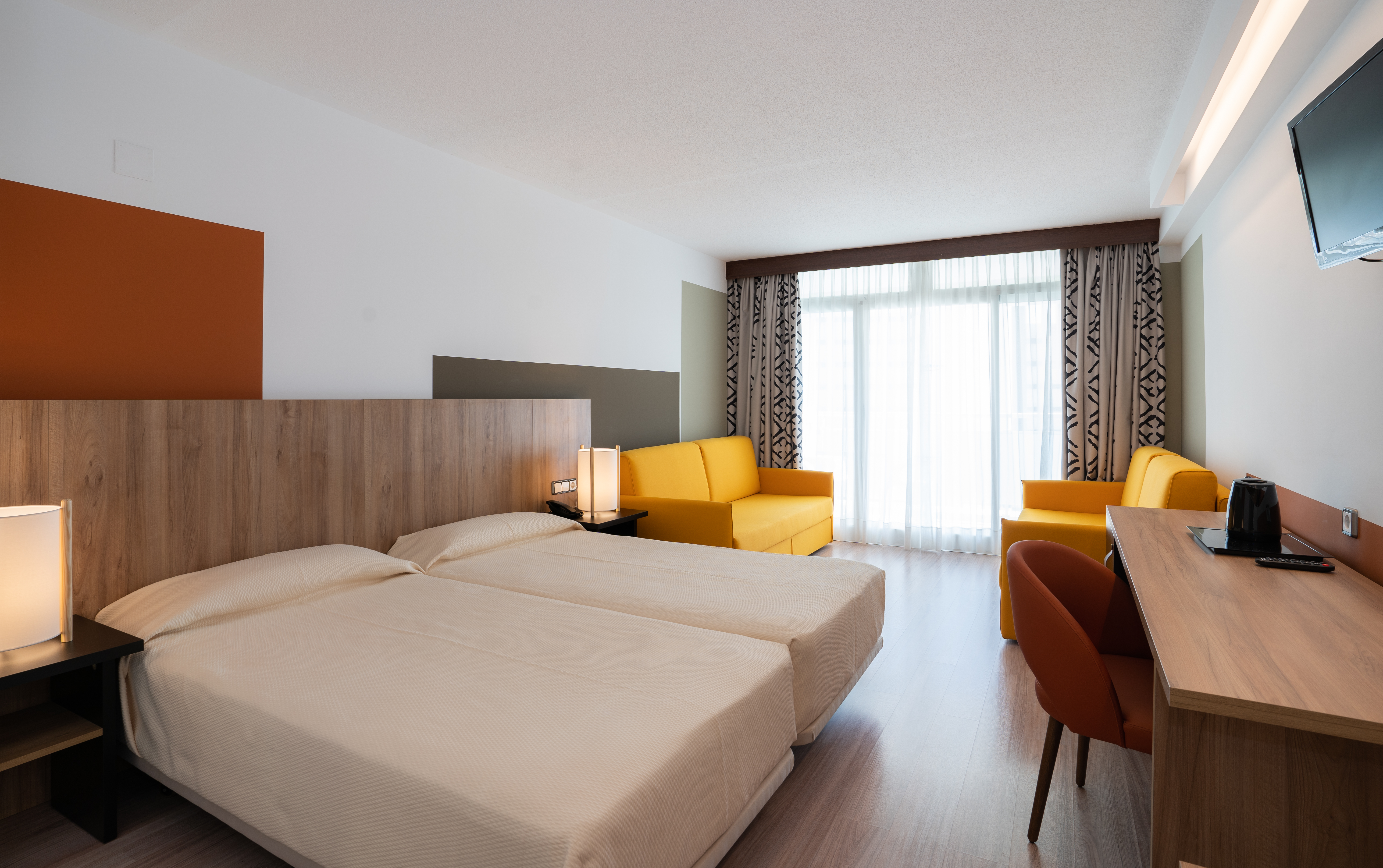 Double or Twin Standard