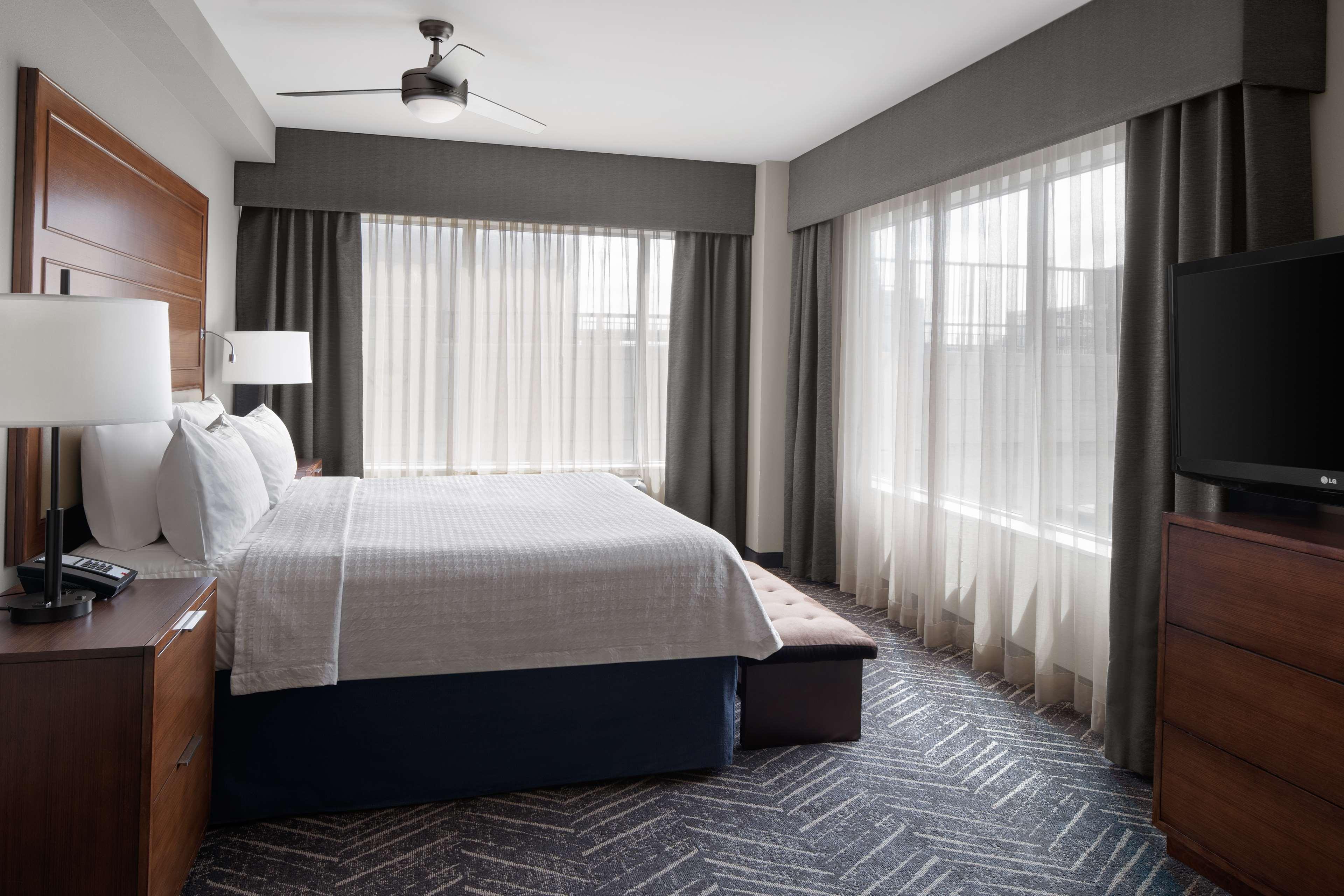 Suite King Bed Non Smoking