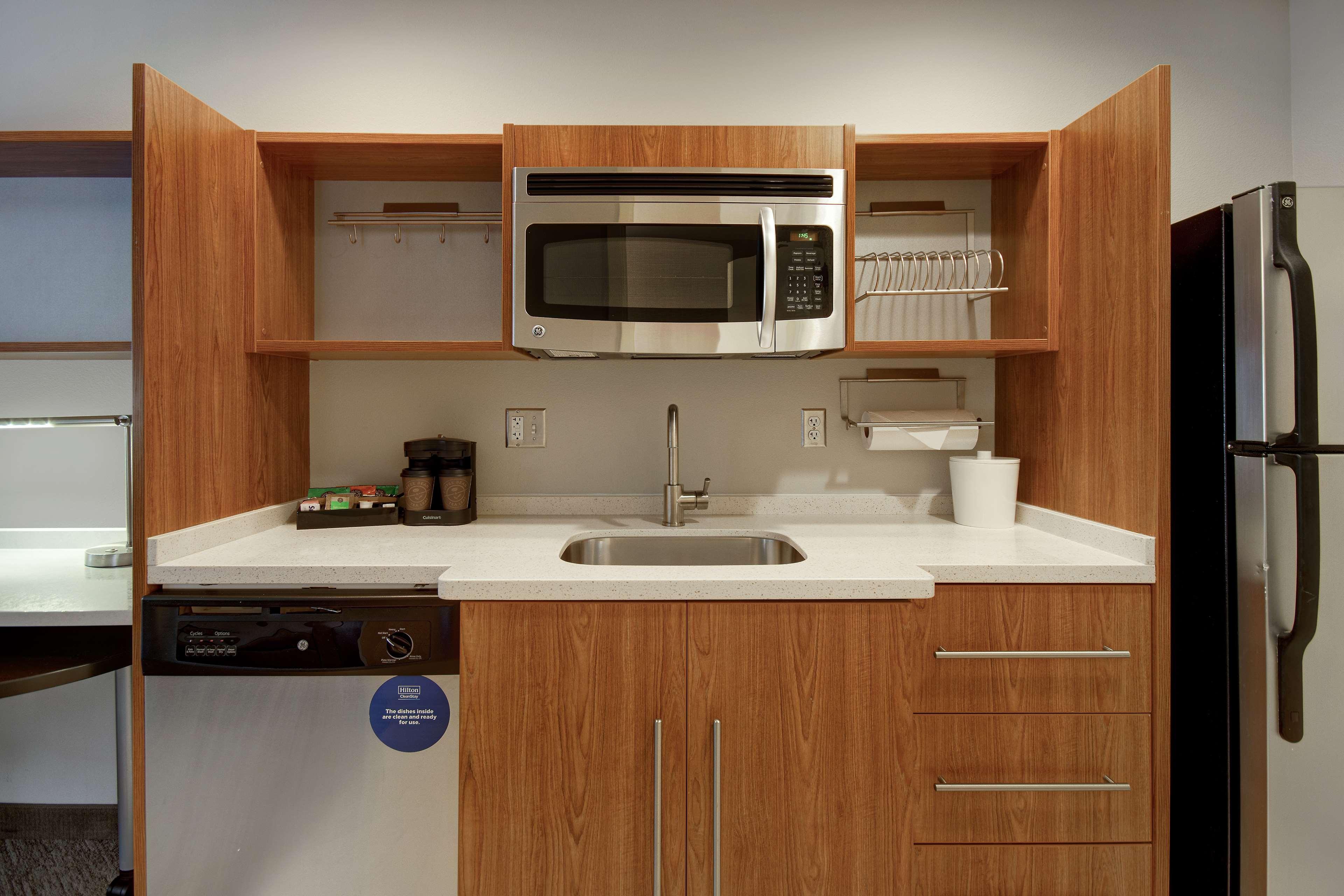 Suite Two Queen Beds