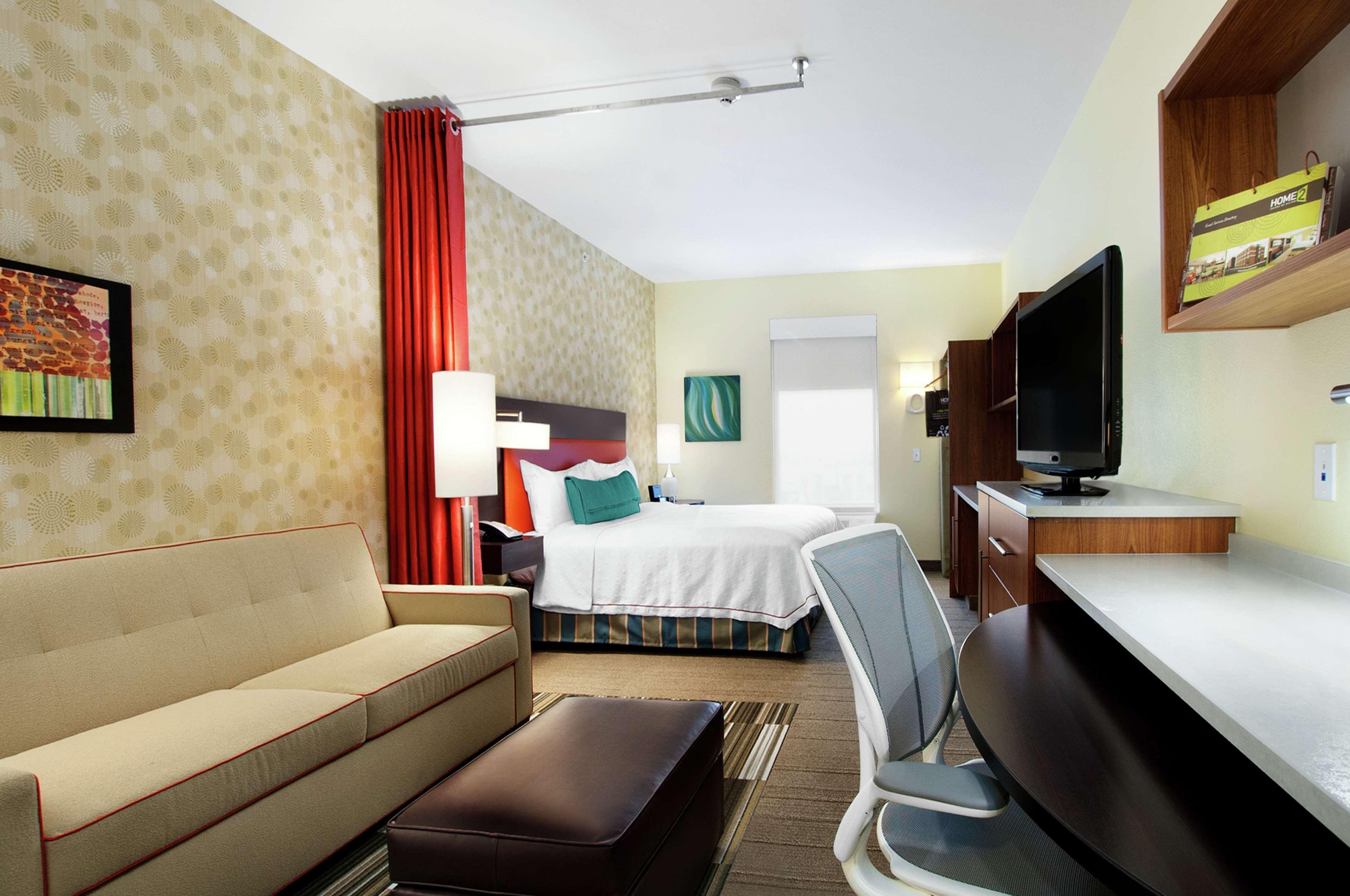 Studio King Size Bed