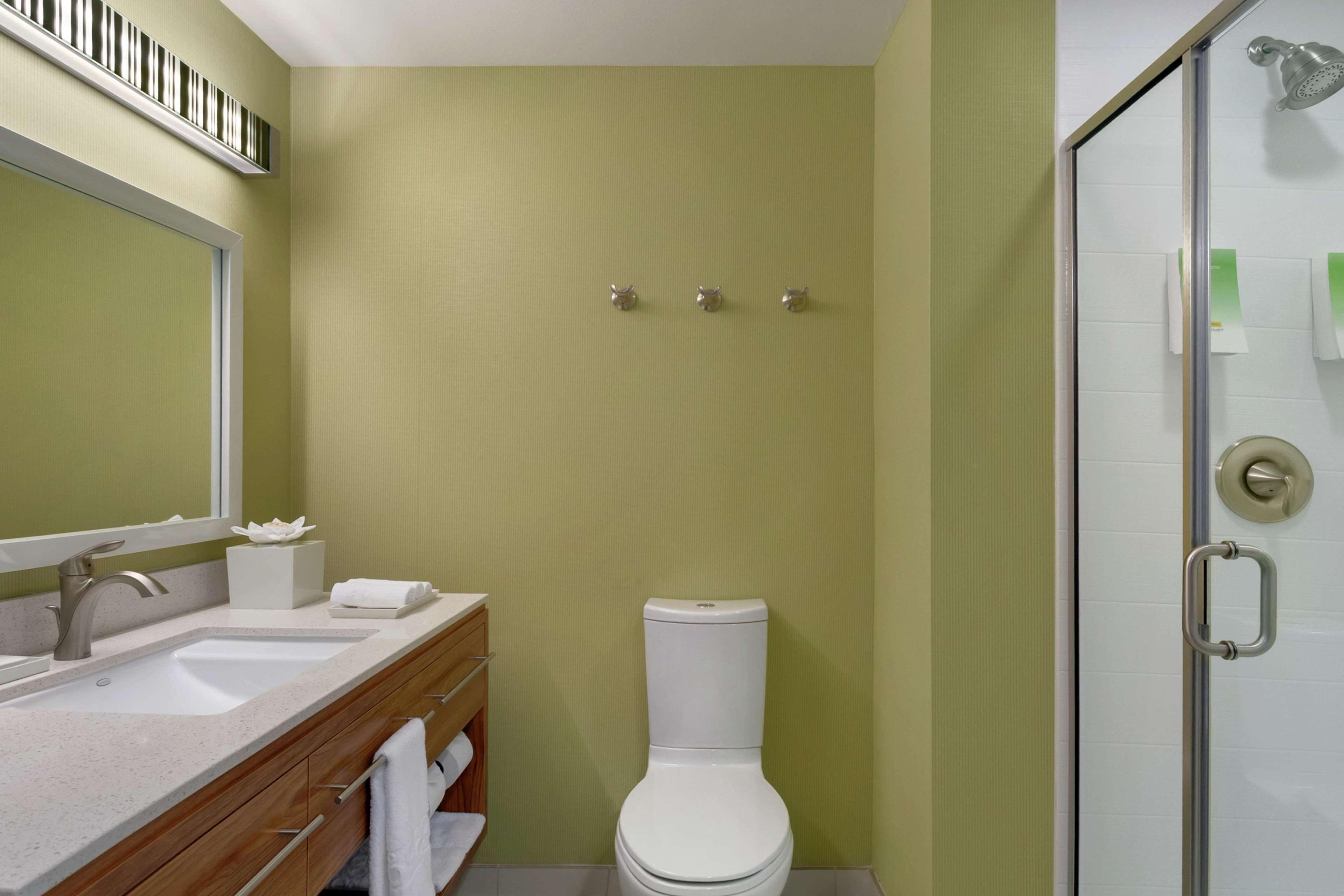 Studio King Bed Non Smoking